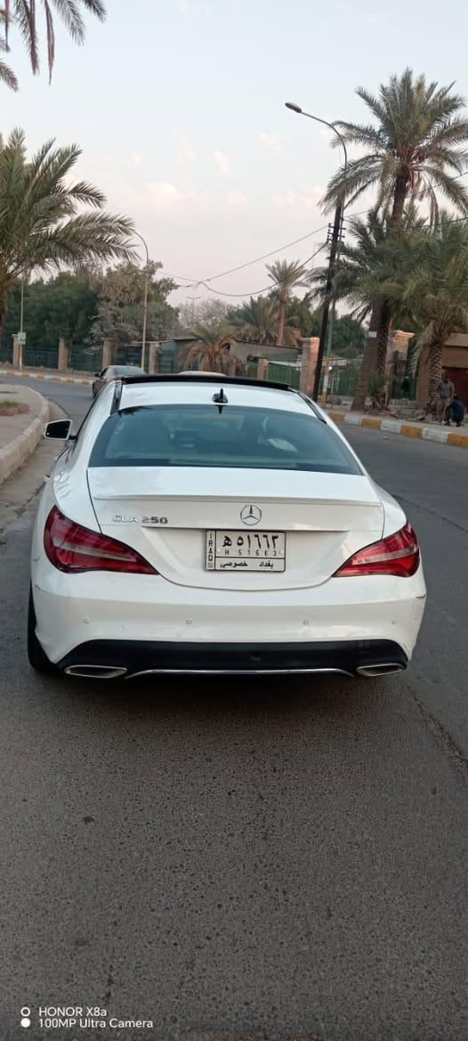سلام عليكم 
مارسدس بنز CLA250 2018 وارد امريكي بيهه اماكن صبغ بدون دواخل مرفق سونار ويه الصور
السياره جاهزة كاملة اي نقص ما بيهه رقم بغداد تحويل ثاني يوم
السعر 177$ بيهه مجال 
مكانهه بغداد حي الجامعة 
للاتصال ***********

