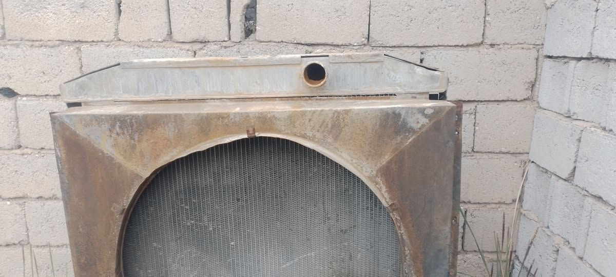 للبيع شاصي مع راديتر مكان ديالى بلدروز للاستفسار الاتصال بالرقم*********** واتساب***********  مكلف بالنشر
