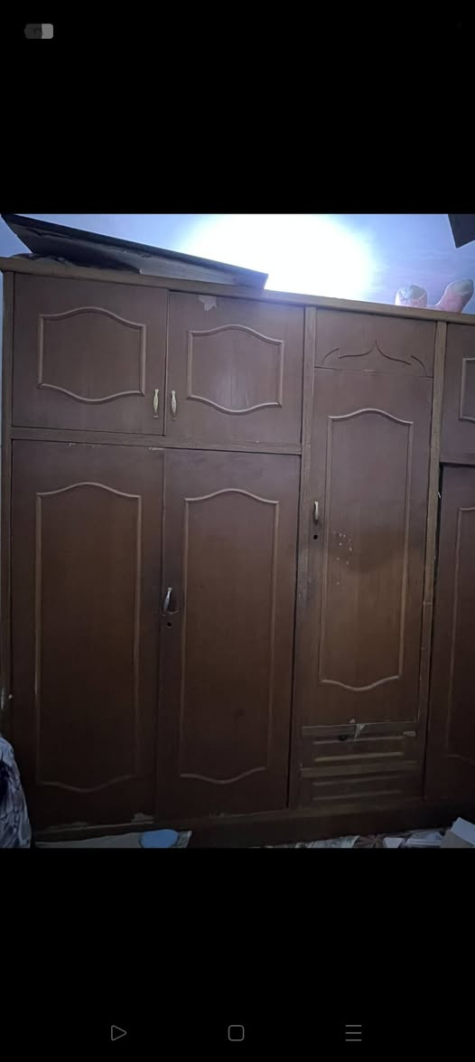 كنتور للبيع صاج متكون من 5 بيبان وهذا رقمي ***********
