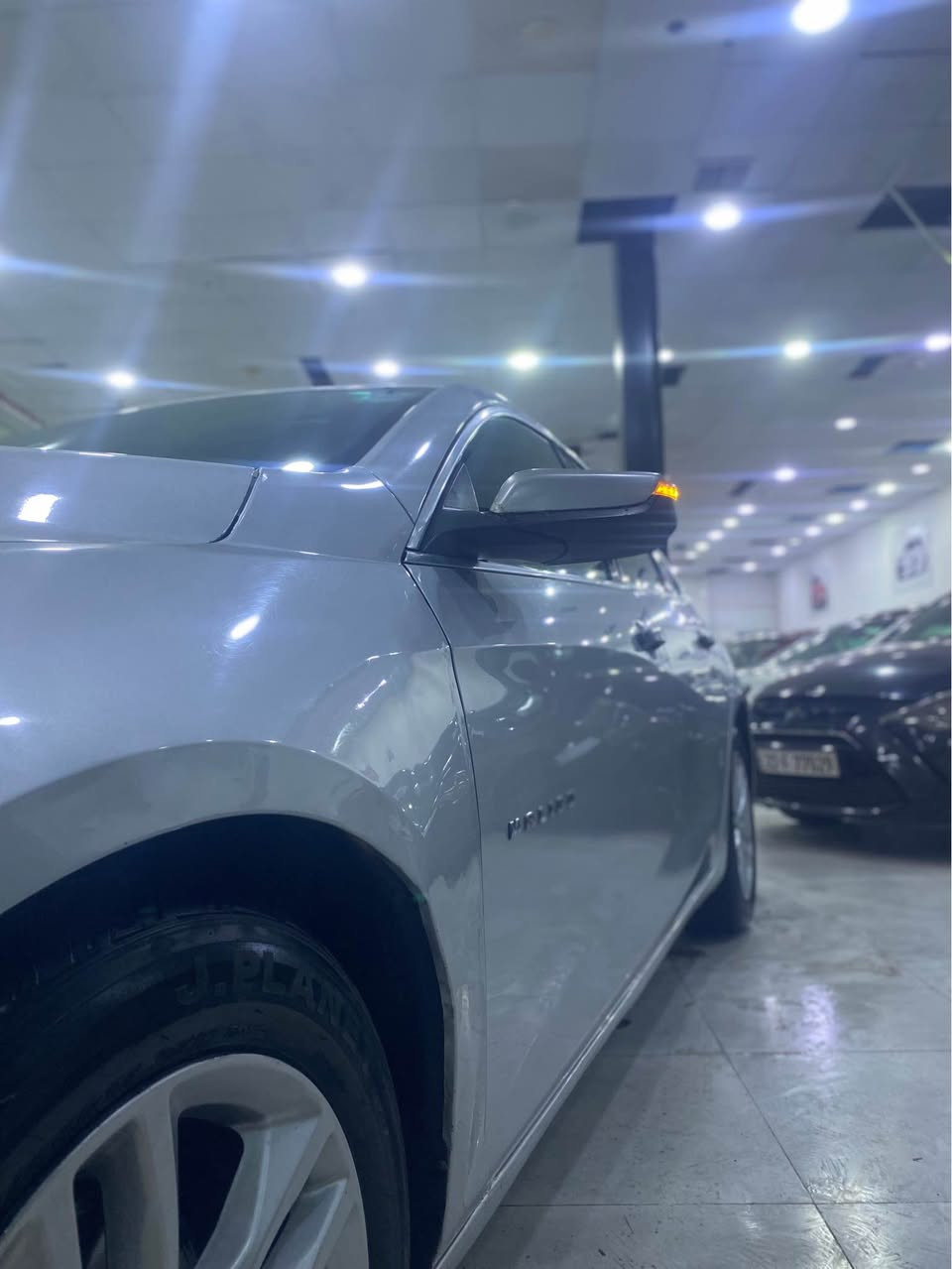 السلام عليكم 
شوفرليت ماليبو 
موديل 2018
مواصفات LT
بسمة - أربعة باب بسمة - تبريد مركزي - كشن كهربائي - 
شاشة - كاميرا - AUTO STOP - دواخل اسود
تحديد سرعة - ستيرن ڤوليوم - لايت LED
بس أربع قطعة بيها صبغ بدون دواخل 
رقم هزة سنوية كلها جديد سيارة بسمي 
تحویل غرامة گير محرك تبريد بشرط
سعر 89ورقة 💵🔥 وبيها مجال خفيف
مكان اربيل
رقم هاتف ☎️ 
***********
***********
___________________
السلام عليكم 
‏Chevrolet Malibu
مۆدێل 2018
مواصفات LT 
بەسمە - جوار دەرگا بەسمە - تەبرید مەرکەزی -
کوشن کارەبایی - شاشە - کامێرا - AUTO STOP
ناو رەشە - تەحدید سورعە - سوکان ڤۆڵیۆم - لایت LED
٤ پارجە هەیە بێ لێدران
رەقەم سەنەوی ژینگە هەموی تازەیە تا2030
سەیارەکە بەناو خۆمەوەیە تەحویل غەڕامە بەشەرت
گێڕ مەکینە تەبرید بەشەرت
سعر 89 💵وەرەقەو مەجالێکی برایانە
شوێن هەولێر 
ژمارە تەلەفۆن☎️
***********
*********** أربيل, العراق
