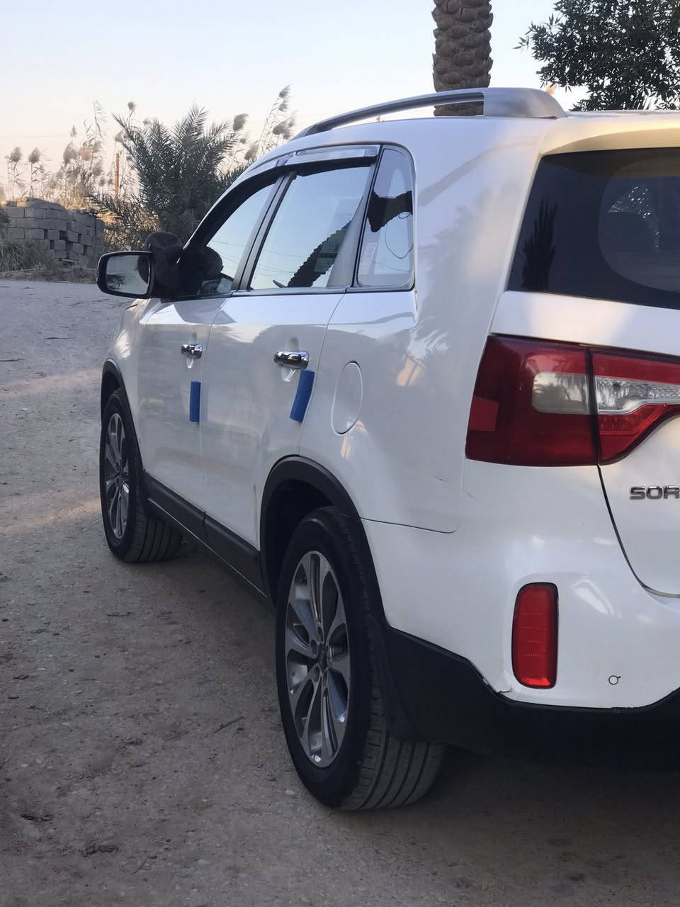 اللهم صل على محمد وال محمد 
للبيع 
سورنتو خليجي موديل 2015

فول مواصفات 
6سلندر
7راكب
بصمة تشغيل وأبواب 
مري شفط واشاير  بل مري 
حساسات امامي وخلفي 
لايت زنون   تبريد ثلاث قطع 
كفاله عامه عدا
بارد بسيط بل جاملغ أمامي الايمن 
 
ماشيه 163 جاهزه من كلشي 
كير ومكينه كارتون بلاد شرط الفحص 
ترايك  لبغداد داور ورجع.  رقم بغداد دولي 
سنويه ل 2028 

السعر 190بي مجال حك لچيه ….

مكان السياره  ذي قار_ الشطره
للستفسار  ***********
