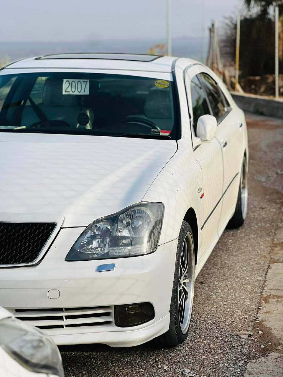 سه ره تا به ناوي خواي گه وره و ميهره بان❤️
تويتا كراون شاهينه براوه ه
١٨٠ گير گه وره 
ناو پا كه ت
له ساخ جوانتر
٢٠٠٧
سالؤنسا سپورت
ته بريت ساردو گه رم به شه رت
ته قه و ره قه به شه رت
بريك به سراوه 
بؤ ٢٥٠ مه سره ف مه گه ري
چركه و ٢٠٠$ ببره
ده حمو ليدراو به شه رت
سه خفي به شه رت
سه خفي وه ك شوشه يه 
هه مو گياني به شه رت 
٣ دو گمه يه كراوه ته ٤ 
بي سلايته 
53مه جاليكي برايانه 
*********** 
شوين رانيه رانية, السليمانية
