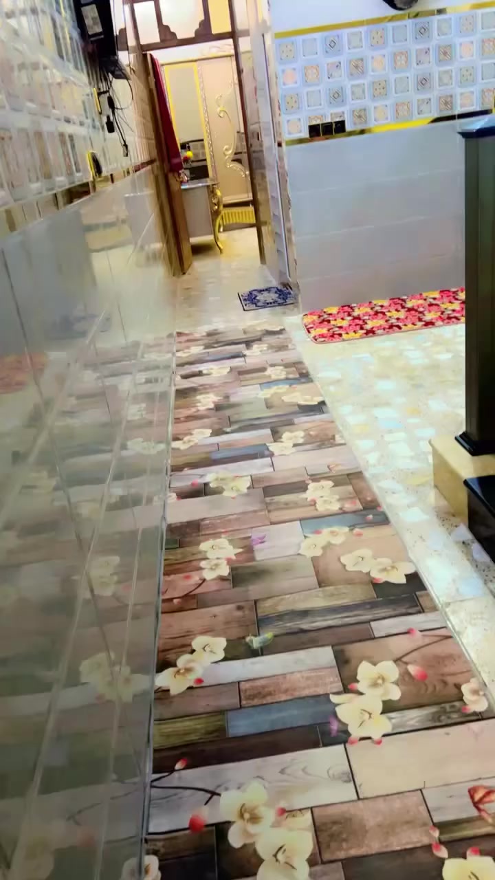 دار للبيع البلديات الظباط الثانية شارع 20 المساحة م100 ائ ستفسار تصال على الرقم ***********
