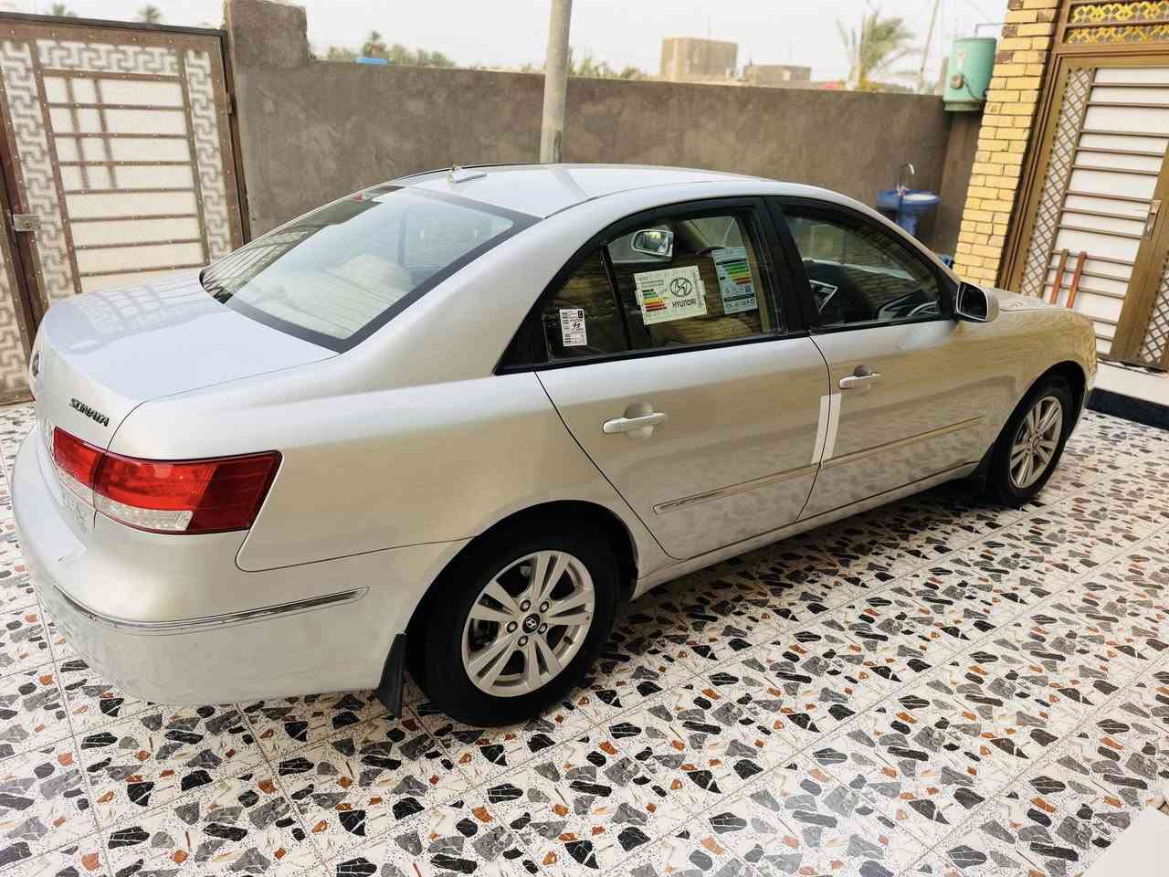 السلام عليكم ورحمة الله وبركاته..
سوناتا خليجي موديل 2009 محرك 2400 دوش كير 5 نمر كفالة من الضربة والتبديل بيها رشات صبغ تجميل رقم بصره دولي سنويا وهزه جديده سيارة جديدة وجاهزه مكينه كير كهربائيات تخم تاير كله جديد تبريد ثلج فول كهربائيات حداديه شرط 100‎%‎ تراي شكد ميعجك دواخل كلش جديدة شاشه كأمره تحكم أستيرن جيهتين تحكم مرئي ويل كب اصلي بلاجكتور مكان السياره الناصرية 
السعر 102  
***********
