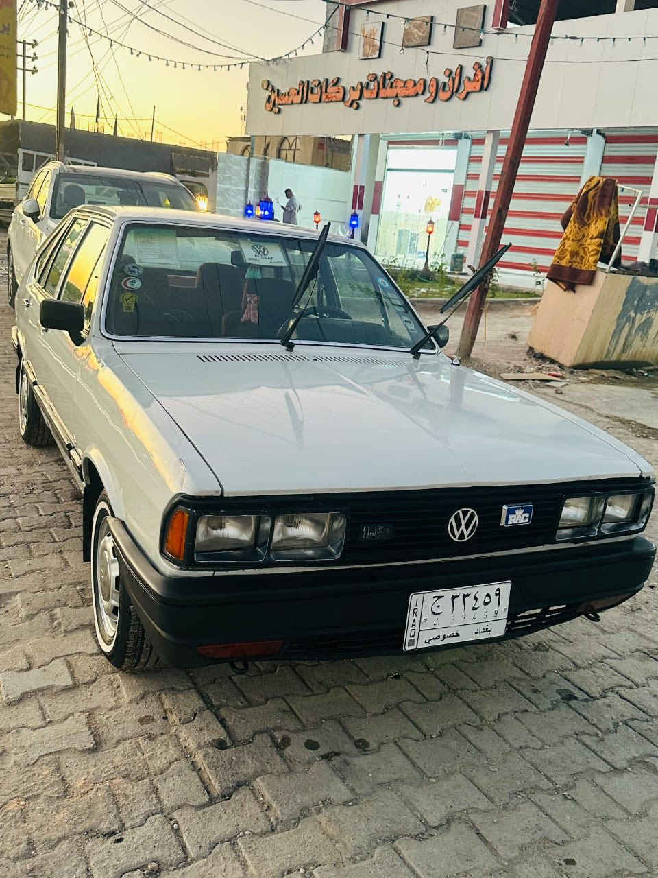 سلام عليكم برازيلي 1986جاهزه من كلشي تبريد مكينه كير تخم تايرت رقم بغداد بسمي سعر 35 وبيهه مجال مكان سياره كربلاء اتصل وتدلل ***********
