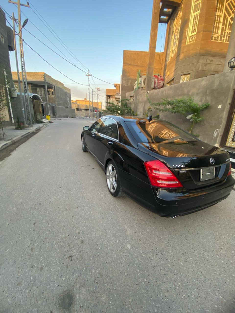 Mercedes-Benz S550.  2008

-------------------------------------
#السعر :2020$ 
‏
#رقم الهاتف : ***********/واتساب 

#رقم السيارة : بغداد 

#مكان السيارة : البصرة/قضاء المدينة 
-------------------------------------
سلام عليكم 
 للبيع  مرسيدس  موديل 2008 اصل  حجم 550  رقم بغداد  وارد يابان  باب طويل كت AMG كامل  كفاله عامه بدون صبغ بدون ضربة سيارة صفر مسج بدون اي عطل      
مواصفات
1_ بصمه  
2_ محرك V6+كير مكفولات ⁦⚔️⁩
3_تبريد 3 قطع خلفي منفصل ❄️⁩
4_كروز سرعة🔒 
5_فتحة   ⚔️
6_جنطة شفط ⁦🔍
7_ستيرن كهرباء ⁦⚔️⁩
8_ حساسات امامية خلفية 
9_ مساج خلفي  
10_انارات ترحيب 
11_مري شفط 
12_ لدات داخلية  
13 _شاشة اعطال 
14_صدر امامي خلفي جديد 
15_داخل اسود  ⚔️⁩
16_لايت زنون 
17_ابواب شفط 
18_حساس مطر 
19_تخم تاير جديد ⁦⚔️⁩
20_حساس مطر💦
21_كشنات خلفية كهرباء + ذاكرة خزن 
22_كشنات هيترات🔥+تبريد امامي خلفي  
23_نظام ملاحة GBS 📰
24_ وضعيات قيادة سبورت وعادي واوتو🔥
25_بردات خلفية كهرباء  
26_شفتات ستيرن ⚔️
27_تجوات خلفية كهرباء ⚔️
28_لايت داينمك 
29_ناظور ليلي 
30_دمام خلفي 
31_سستم صوت harmen kardon
32_سيدي جنجر 
33_نظام تعليق جوبلس +تحكم بارتفاع السيارة 
34_دبل جام بلورايز 
35_بردات كهربائية 
سياره 1/1

 
------------------------------------
