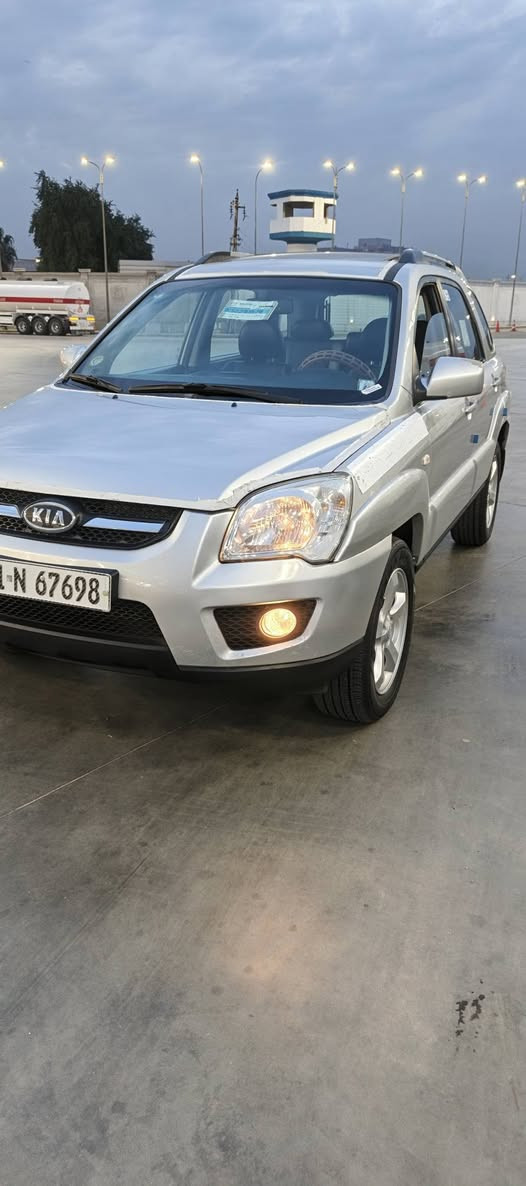 السلام عليكم البيع كيا سبورتج موديل ٢٠١٠ سياره جديده و مكفوله من صبغ وشخط ورصعات والتبديل والحادث وأي شيء سياره جديده وعل أيدي استلام شركه ماشيه ٦٨ حقيقي وسياره شكد مدكول جديده جديده  فوووول موصفات ويل ١٧ كروم فتحه محركه ٢٠٠٠ دوش تبريد بيانو ثلاجه جلد أصلي مري شفط جي بي إس بلوتوث كشنات حار بارد
كير ٥ نمر فوووول موصفات وسياره جديده بمعنه الكلمه مكاني بغداد جديده رقمي ***********
