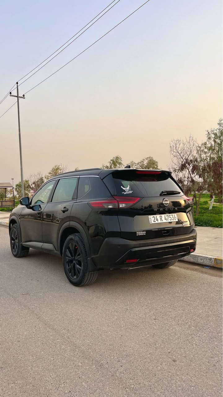 نيسان روج 
وارد امريكي
موديل 2023 
محرك 3 سلندر
فول مواصفات 
هزة سنوية جديدة 2030
ماشية 185 الف كيلو متر
بانوراما
مود درايف
تحكمات ستيرن 
رادارات 
حساسات
كابون بانزين
كلين تايتل مكفولة من الصبغ 
بيها 4 اصابع تعديل بارد بالبوند فقط
رقم دهوك 
ايرباكات سليمة
للإستفسار 
***********
***********
مكاني الموصل موصل, نينوى
