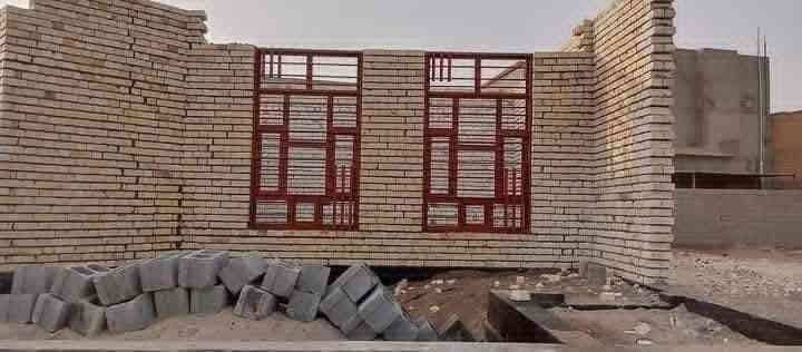 السلام عليكم ورحمه الله وبركاته يوجد خلفة بناء طابوك بلوك وحاليا متفرغ الي حاب يتصل على الرقم *********** نشتغل لمن يتوفر عنده مبيت
