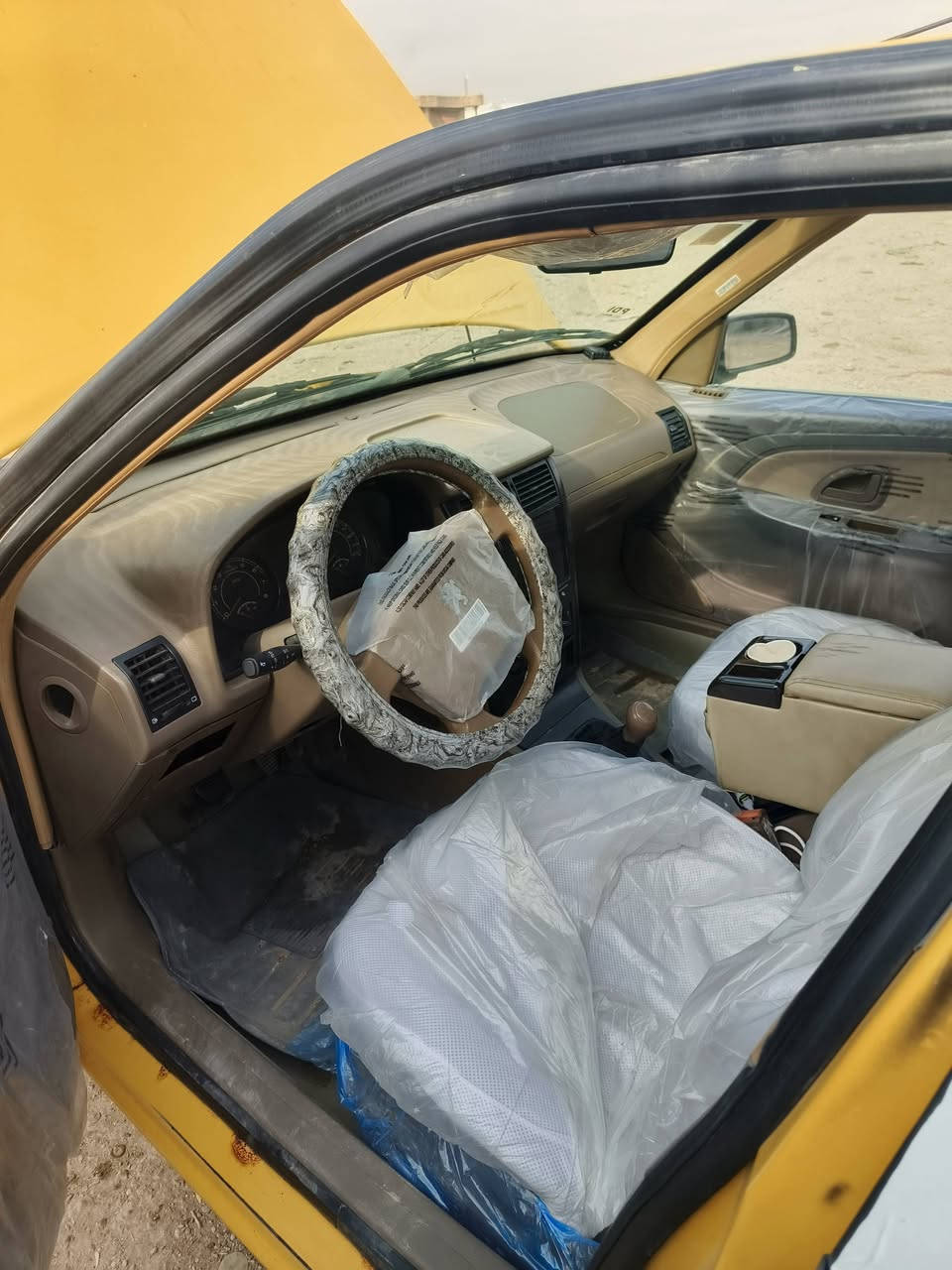 السلام عليكم من رخصة صاحب الكروب بيحو اكد2016محرك تبريد تدفئة داخل جديد كهربائيات شغالة سيارة محتاجه تخم تاير فقط نضيفة وحلوة تجي تكلب وتشوف وتدلل السعر 46بيه مجال او مراوس بخصوصي باسمي تحويل شوكت ميعجبك مصفرة من كلشي رقم دولي مكاني بغداد تقاطع النهروان***********واتساب

***********رقم التليفون
