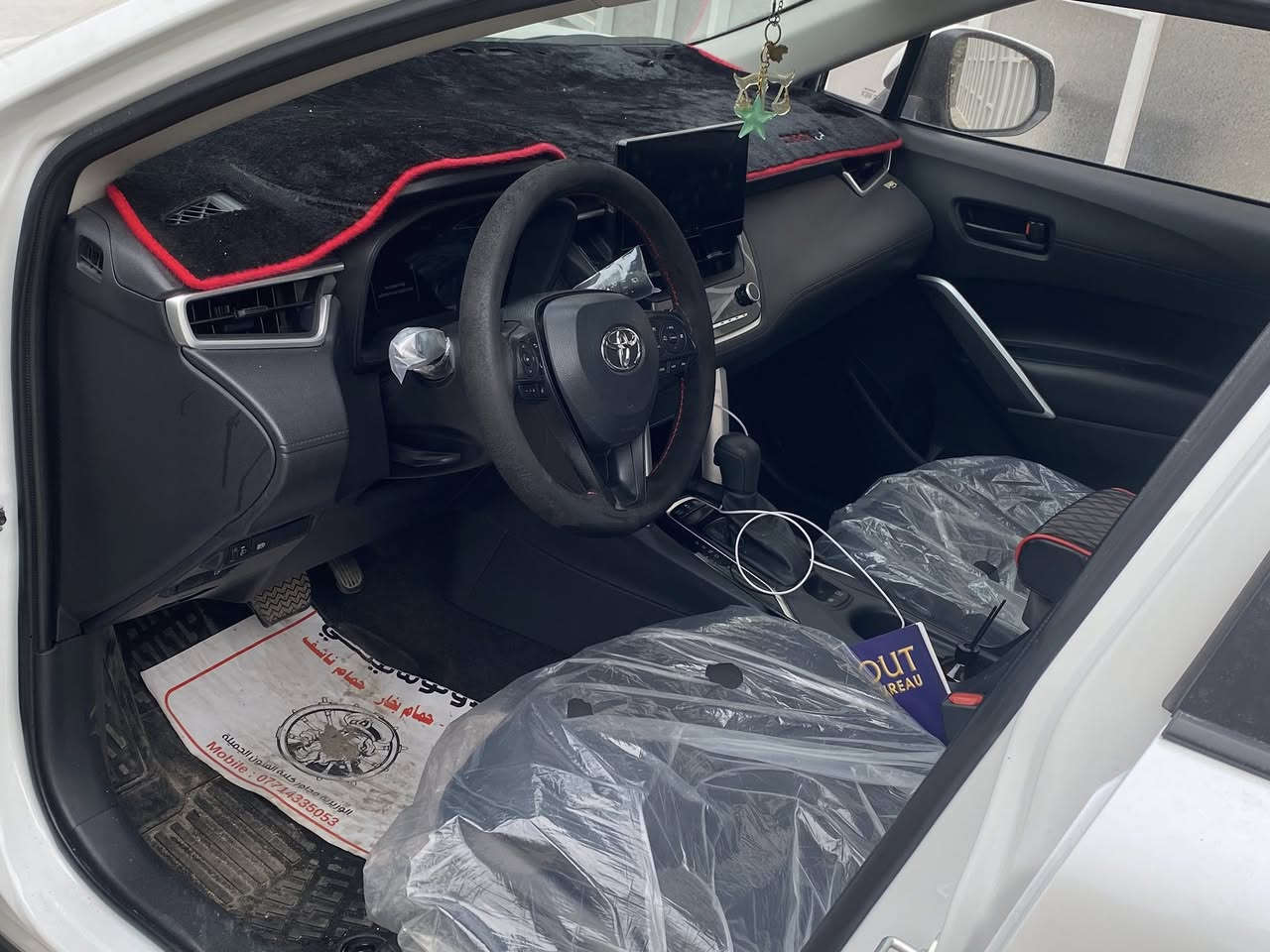 كورلا كروس موديل 24 كفاله عامه فول مواصفات ماشيه 17 الف زيرو 4 كامرات محيطيه فول  سعر 182 وبي مجال ***********
