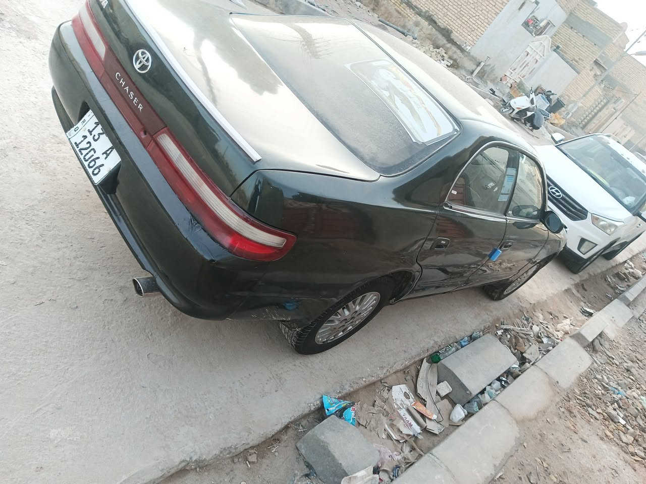 #السلام_عليكم
للبيع شيزر نفخ موديل 1993 لون أخضر غير محدد
رقم ميسان  أنكليزي مشروع وطني تتحول بكل المحافظات السنوية مجددة لحد2029  
مكفولة من العيب الشرعي مكفولة من الضربة القوية
السيارة عظمها صاحي بلاد حوض الجنطة والبرانكيت عل شركة مكفولات  البجم بلاد مكفول من الطخة حتا البدنة عل البلاد بعدها
بيها بارد فقط جوملغ والباقي مكفولة
دواخلها ودشبول وبطاين مرتبة ونظيفة الكهربائيات شغالة
الكير والمكينة ونجي مكفولات ومشروطات
الحدادية نظيفة ومرتبة
السعر مال البيع ب 48,بيه مجال 
العنوان ناصرية شطره.   
اتصال / ***********
