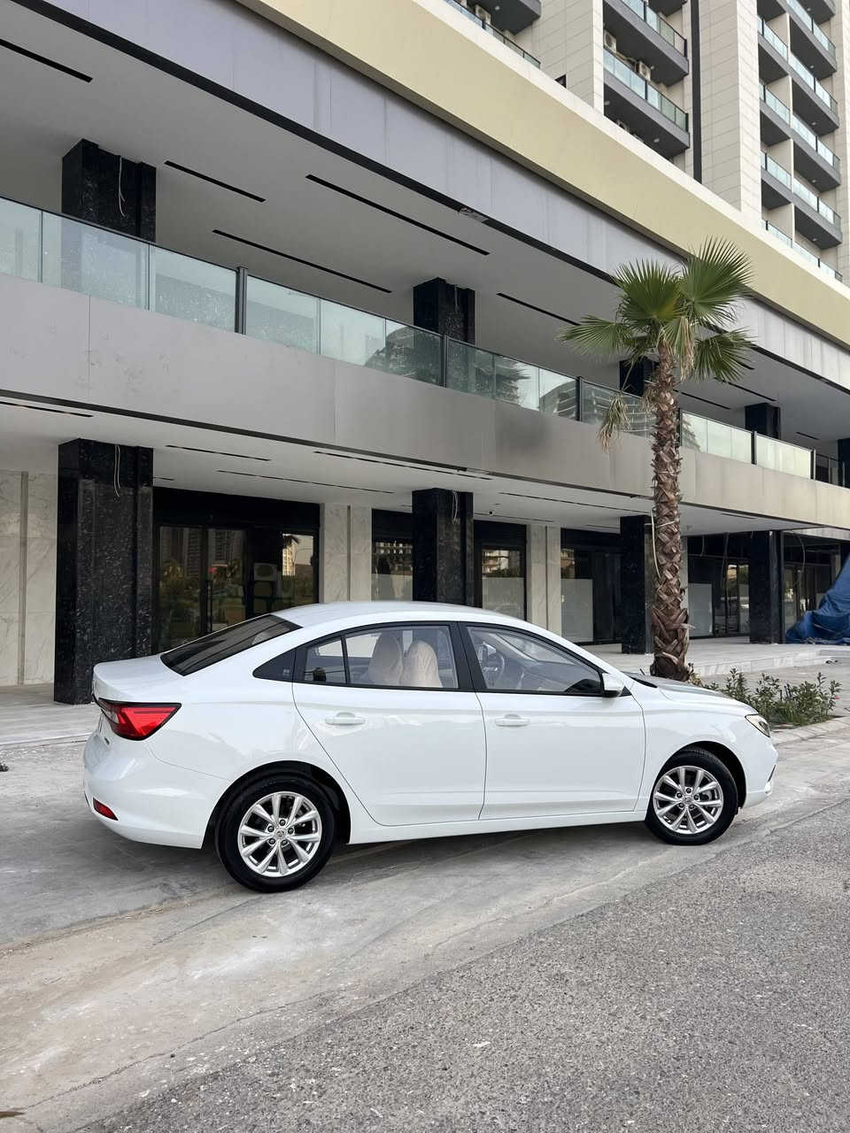 MG5 2025
تازە ڕەقەم کراوە مواسەفات ستاندارد پلەس ناو زەرد شاشە ئایپاد سوکان تەقەڵ و ڤۆلیۆم تەحدید سورعە و ئاوێنە ئیشارەت پێنج بالیف ویلکەپ سندوق شەفت ڕەقەم و سەنەوی نوێیە تا 2031
بە ناو خۆمە خۆم بە سفری ڕامکێشاوە بێ سبوغە بێ تەزرە هەموو شتی بە شەرت تەنها سێ هەزار ڕۆیشتووە سعری داوای $112 وەرەقە و مەجال  
***********
