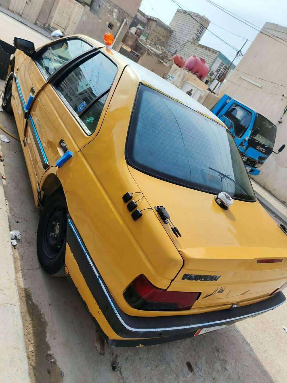 بيجو 405 للبيع موديل٢٠١٢
لاتبخير ولاتنقيص
كير  مكينه حداديه تبريد  خير من الله

‭٠٧٨١ ٠٧٤ ٧٥٣٢‬ شراي اتصل عل رقم
مكلف بالنشر 👍🏻
