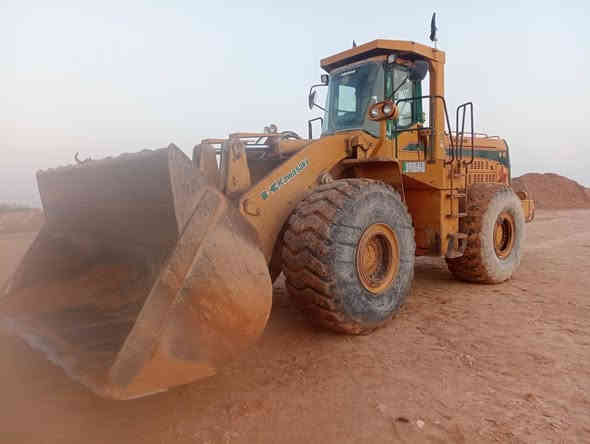 شفل للبيع 95 موديل 2003
شفل مكفول كير ومكينه وكشر مكفول كفاله عامه 
الرقم بصره الماني 
السعر 4دفاتر 
المكان النجف الاشرف 
***********
