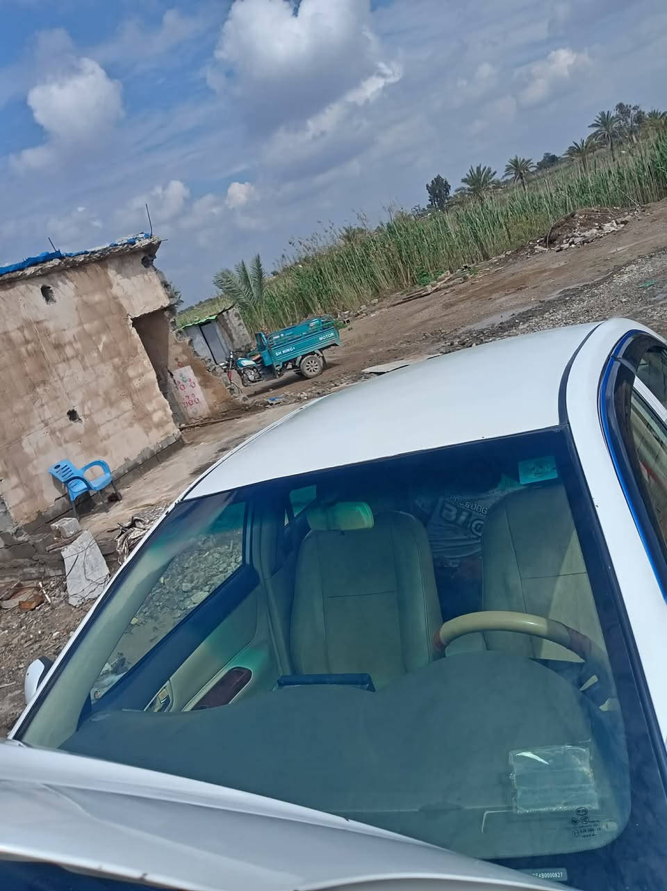 السلام عليكم بي وايدي f3 للبيع موديل 2011 السياره باسمي ليوم كملت لهزه وطلعت سنويه مابيها لا ضربه ولا صبغ محرك بلادي محرك وكير مكفولات تبريد شغال تدفئ شغاله تايرات جدد حته لسبير جديد باتري جديد سياره ما ناقصها كلشي نضافتها كدام عينك مكاني بغداد التاجي جسر المصابيح 
***********
***********
