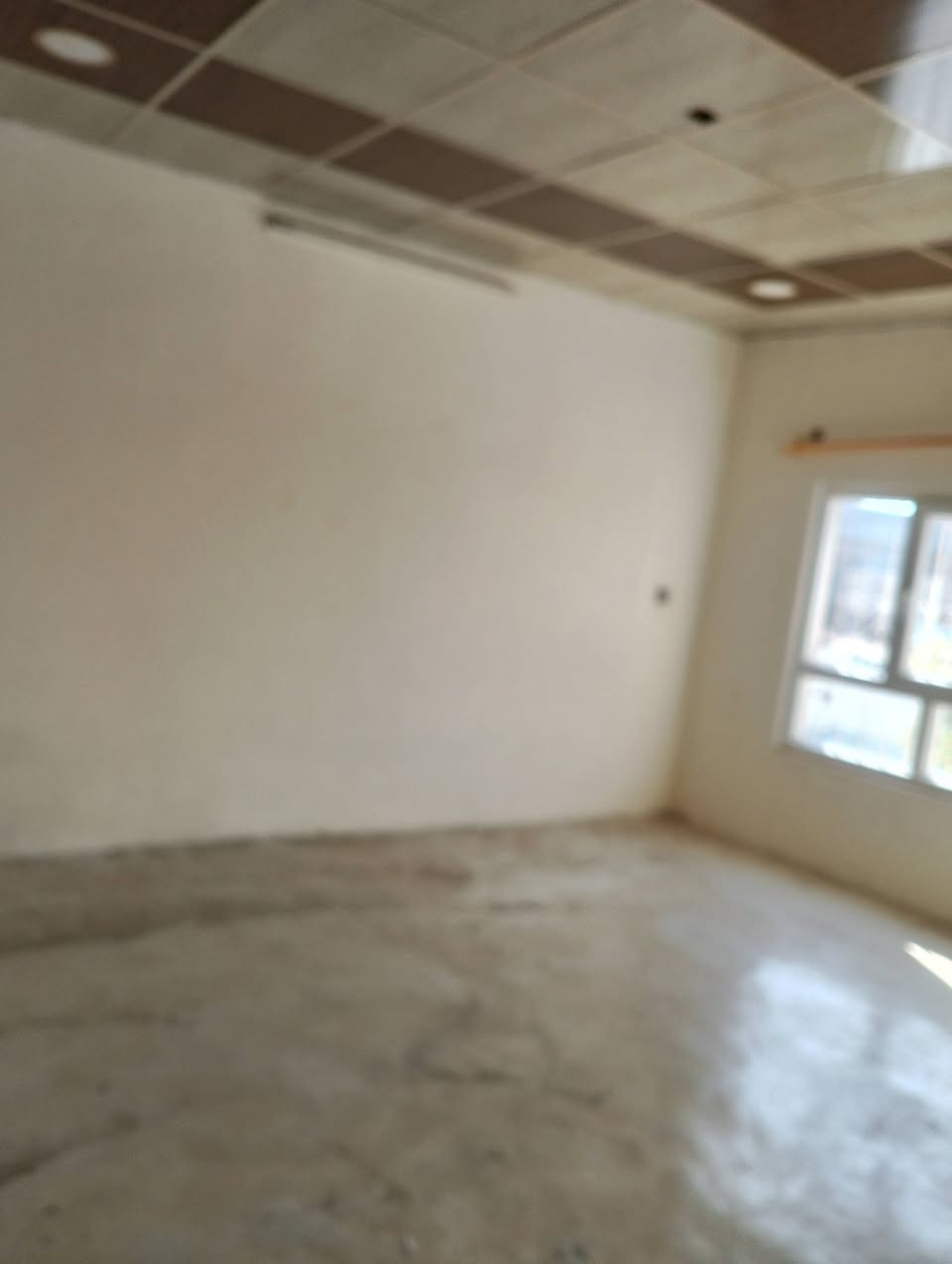 متوفر بيتين لليجار طابق ارضي و ثاني  حي العسكري قرب جامع خديجه على شارع 20 للستفسار ***********
