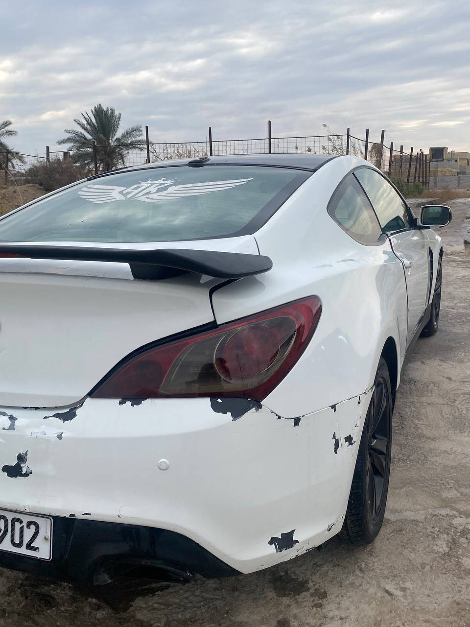 سلام عليكم جنسسز تك باب  
موديل 2011
وارد خليجي بيه صبغ ومعجون بلخليج
كير ومكيته vvt3000

*********** القرنة, البصرة
