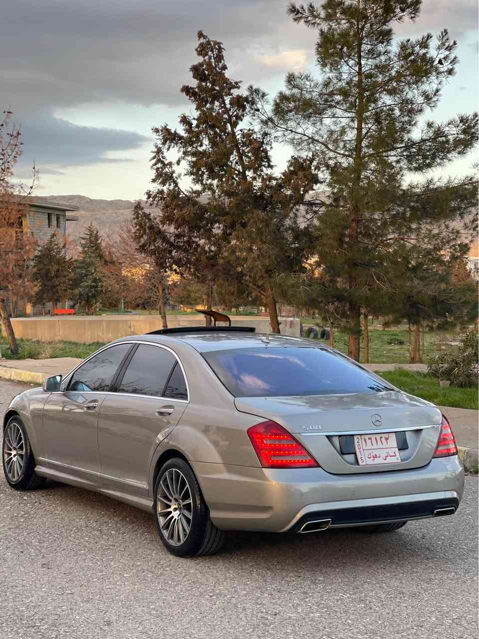 نرخی ۸۲ گەڵا و کەمێک مەجال💵
📞***********
📞***********
مارسيدس بێنز  S-500 مەنەفێست , دوبەی ساغ ساغ📦
مۆدێل ۲٠٠۹ ، فوول مواصفات ، V8 🚀
گێڕ و مەکينە بەشەرت ، کارەبايی بەشەرت  ✅
سەيارەيەکی زۆر جوان و پاکە ، دەعم و لێدراوی نيە يەک پارچەی پەمپە ،  دەرگا لارج .
سەيارەکە ساغە دوبەيە✅☑️
نرخی ۸۲ وەرەقە و کەمێک مەجالی تێدايە💰
ناونيشان : کۆيە 📍 كويسينجاك, أربيل
