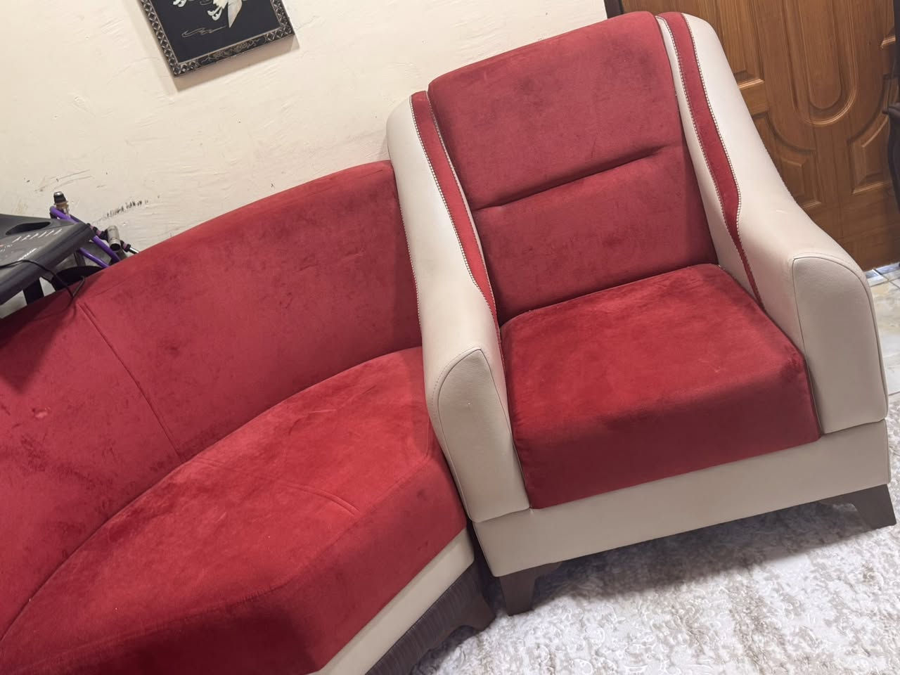 قنفات اربع قطع وحدة نفرين صير سرير وبيهه مخزن ووحدة ٣ نفرات صير سرير وبيهه مخزن ووحدة نفر ووحدة زاويه
السعر ٦٠٠ وبيهن مجال


**إذا كنت صاحب هذا الإعلان وتريد حذفه لأي سبب، رجاءا أرسل رسالة إلى الدعم الفني**