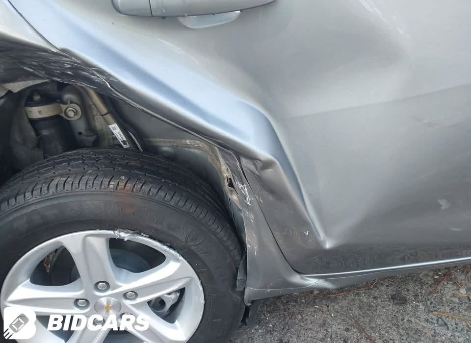 ماليبو موديل 24 للبيع فقط  جديدة 
السيارة امريكي ابيع بدون رقم هسه واصله سياره  ماشية ٤٦ ميل بعدهي جديده كلش كشنات مخمل بصمه تحكم استيرن شاشه ويل كب حساسات كشن كهرباء 
بيع عله حادثه هسه واصله سياره ١١٥وبيه مجال 
‭***********
