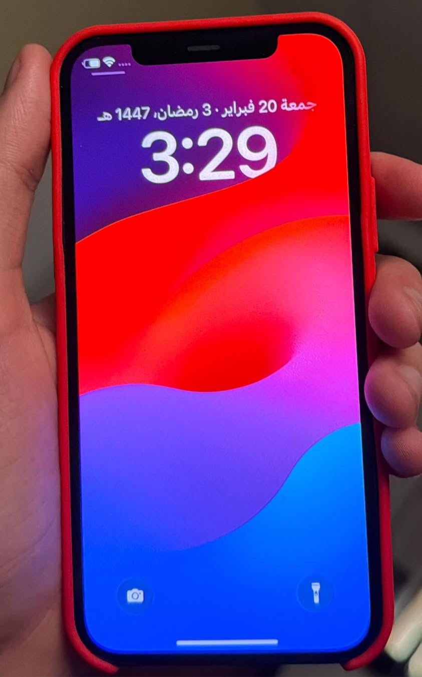 ايفون 12 عادي دبل سيم كارت وكارتونه موجوده ذاكرة 128 بطارية 77 الجهاز مكفول ومامفتوح  السعر 275 وبي مجال مكان ديوانية
***********
