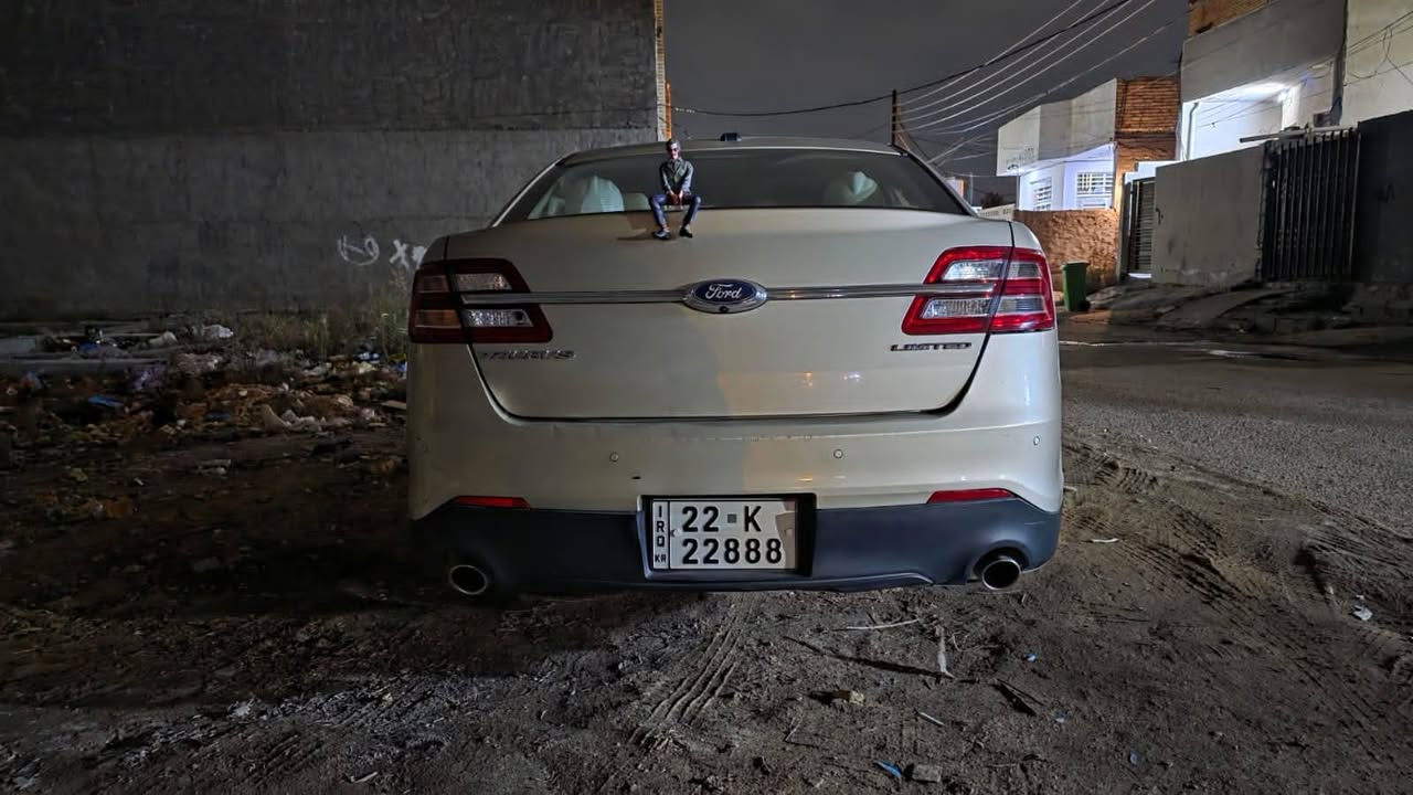 سلام عليكم
فورد توريس موديل2017 للبيع 

المواصفات ⬇️
لمتد

فتحه سقف 
كشنات تدفئة تبريد 
سترين كهرباء 

رادار 
كامره خلفيه 
برده خلفي
حساسات امامي خلفي
كشنات كهرباء 
شاشه SONY
تدفئة تبريد شغال

كشنات خزن 
اشاره ترحيب 👋
فتح ذكي 
بصمه أبواب 
كود الباب ⬇️
تحكم سترين + تثبيت سرعه، 🫷

كير ومكينه خير من الله 👋

صدر أمامي خلفي نظيف نسبه 90% تقريوات

السعر 135 قابل للتفاوض 

للأستفسار *********** اتصال أو مراسله واتس اب
