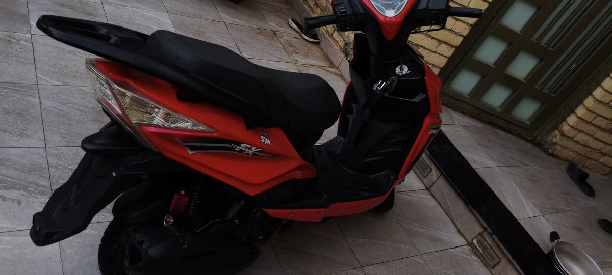 دراجه جامبو للبيع محرك صيني الدراجه نضيفه وما صاله هواي موديل 2025 السعر مليون وبيه مجال الرقم ***********
