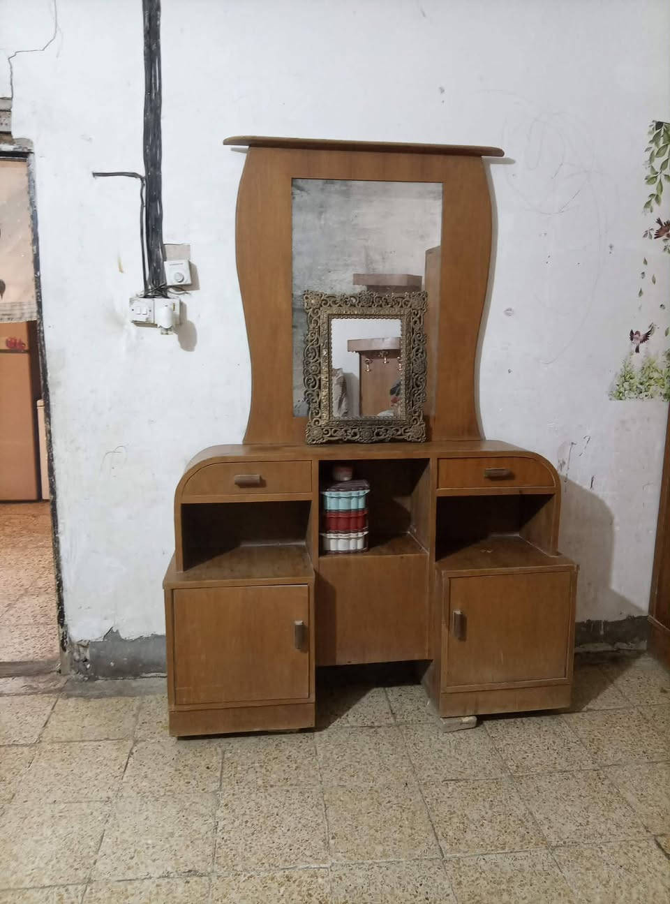 غرفه تسكام نقص بس تخت الجربايه 200وبيه مجال مكان حله شارع 100


**إذا كنت صاحب هذا الإعلان وتريد حذفه لأي سبب، رجاءا أرسل رسالة إلى الدعم الفني**