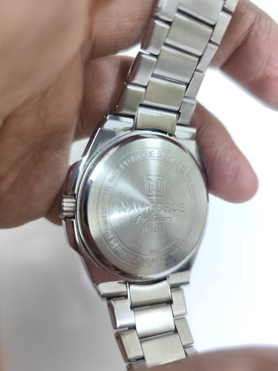 السلام عليكم 
ساعه ماركة نافي فورس اخت الجديده نظافه 95% قطعه كلش حلوه ومن النوع الثقيل كل التفاصيل الباقيه موضحه بالصور السعر خاص


**إذا كنت صاحب هذا الإعلان وتريد حذفه لأي سبب، رجاءا أرسل رسالة إلى الدعم الفني**