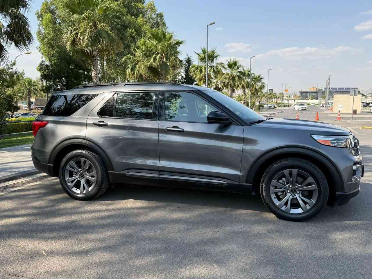 ‏سلام عليكم
فورت اكسبلور 2022
XLT
4v
موصفات 
‏فول من عده فتحه
‏ حادثة باب الصندوق فقط مصبوغ

ماشية 83 كم

السعر 228 وبيه مجال قليل 
‏ماكو هيج نظافة بهيج السعر

مكان سياره بغداد سياره رقم أربيل

***********
