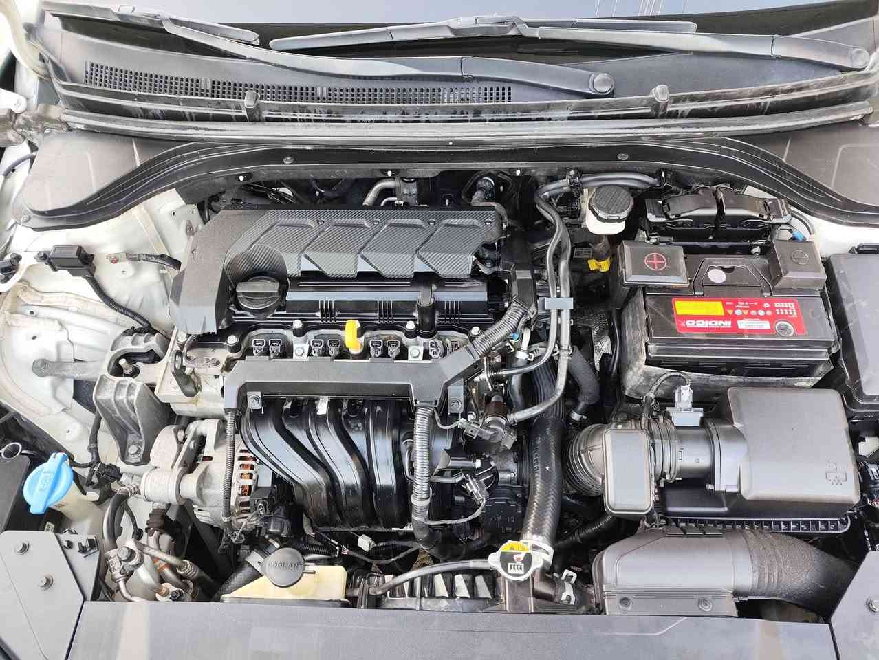 السلام عليكم هونداي افانتي السياره فول مواصفات عد الفتحه بصمه رادار امامي خلفي جانبي كشنات جلد وتدفئه وتبريد بل كشنات اربع انضمه قياده شاشه كبيره مري شفط بصمه ابواب جنطه ذكيه ونضام ترحيب لايت لد بلادي سستم صوت بلادي وبعد بيه مواصفات السياره جديده بمعنه الكلمه السياره بيه اربع قطع صبغ فقط بلا حادث تماما شرط تروح سونار بلا حادث رش صبغ فقط وصور السونار داخل المنشور جميع ايرباكات السياره سليمه حجم المكينه 1600 8 نوزل رقم كربلاء بسمي // السعر 135  ،/ رقم ***********
