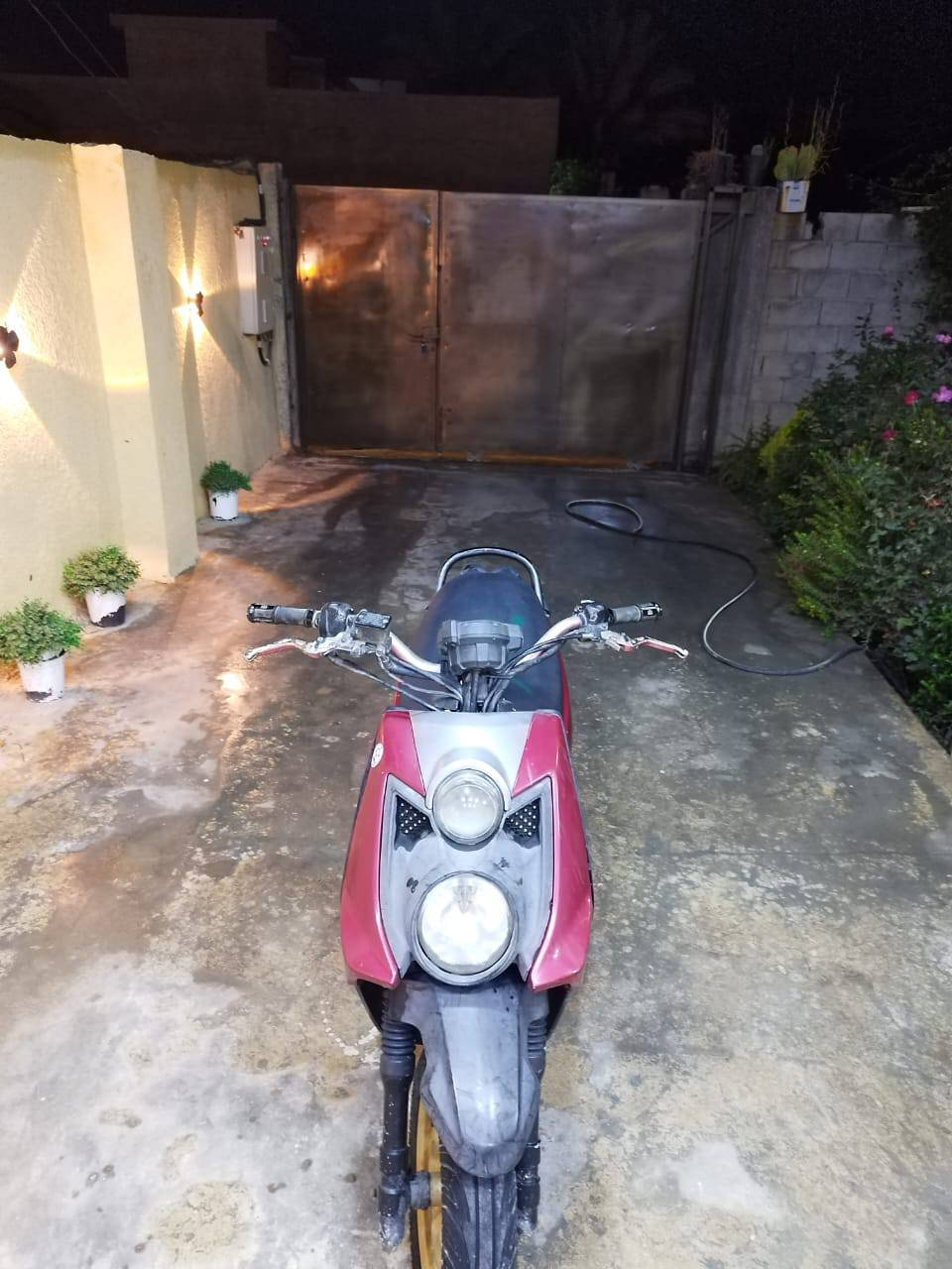 سلام عليكم دراجه للبيع كامله مكمله دراجع عله وضع الرمبه اوراق كامله قبل شهرين نزلته مابيه اي نقص بيهة صالنصه رياضي السعر 1.300 وبيه مجال مكاني بغداد الحسينيه مال الراشديه ***********
