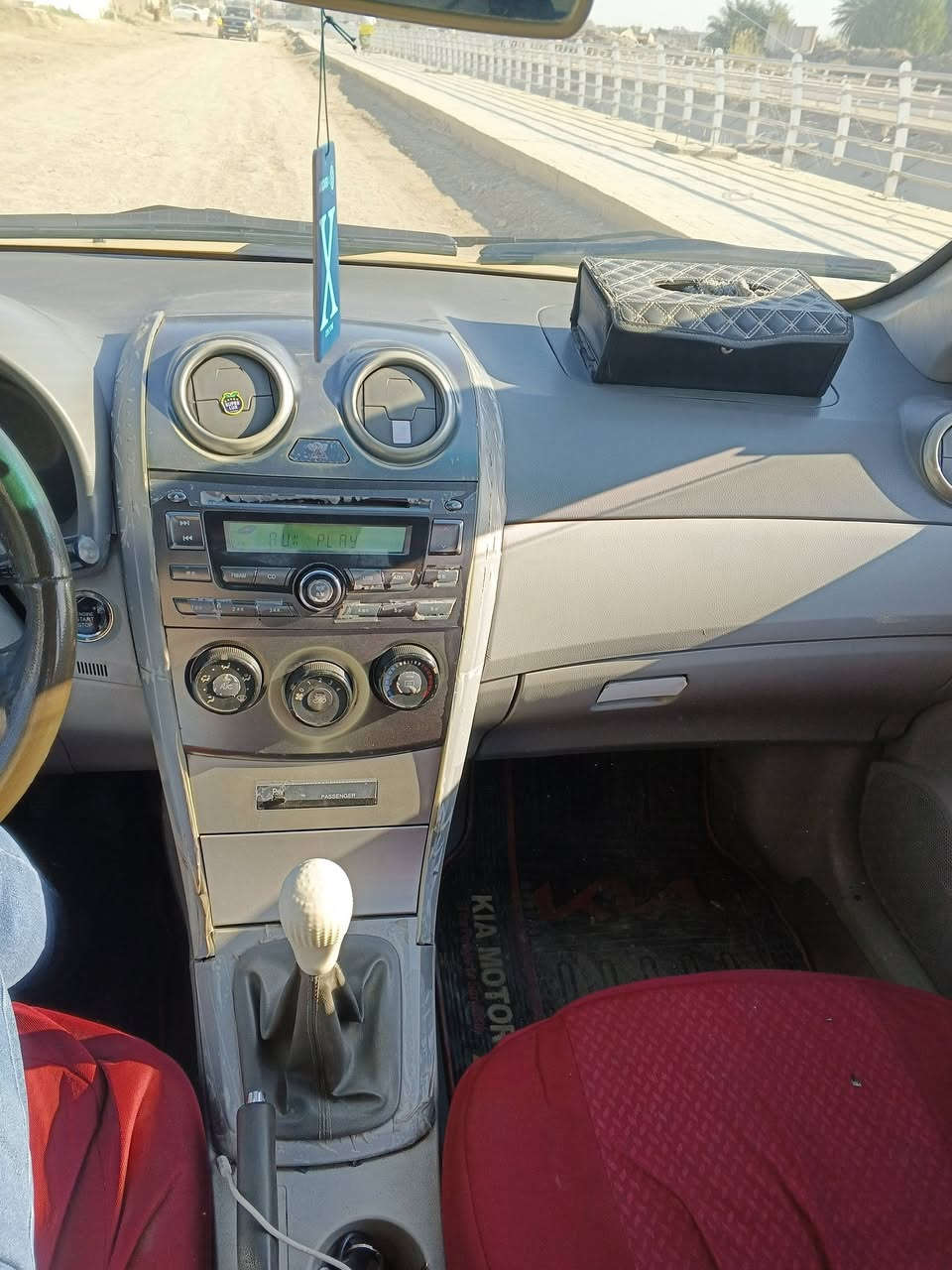 السلام عليكم بيوايدي موديل 13 رقم بغداد الجديد بسمنه سنويه جديده سياره جاهزه كير  عادي بيه صبغ حزام بدون ظربه السعر 45 مكاني بابل الحله رقم الهاتف ***********
