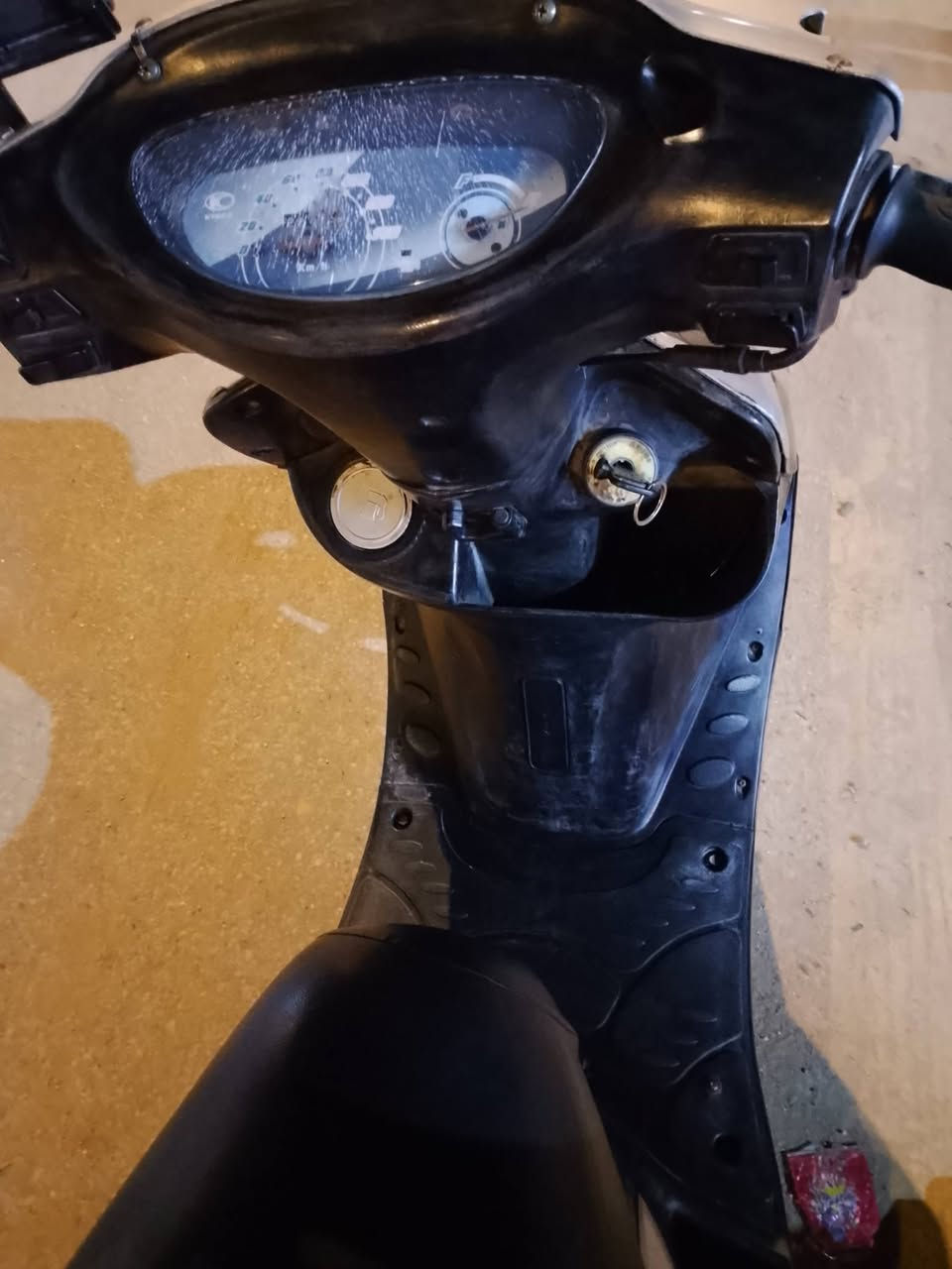 سلام عليكم دراجه للبيع كامكو بي تو دراجه كفاله عام شرط على فحص مكينه ما مفتوح شرط دراجه جاهزه من كلشي كهربائيات شغاله كلهه ختم واحد وي مكينه وين ما يعجبك فحص مديل 2018قفل سكان قفل جنطه كله شغال لايت عالي ناصي شغال شاير شغالات تواير توني شاد دراجه طالع حاوي من نجف سعر دراجه 800 وبيها مجال لشراي عنواني ناصريه مركز رقم الهاتف بي واتساب خاص مفتوح هم ***********
