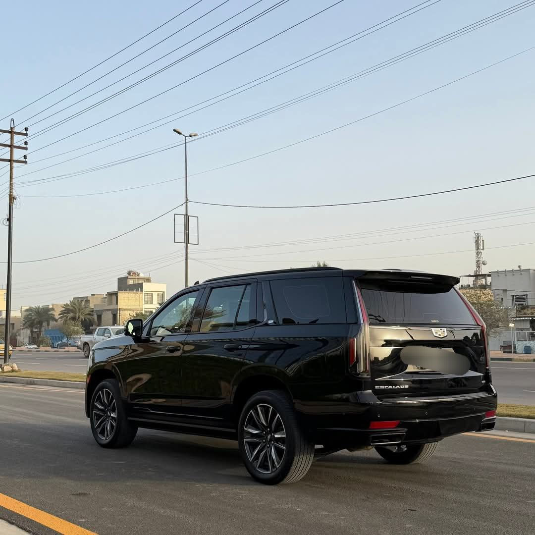 السلام عليكم 

كاديلاك اسكاليد خليجي موديل 2023  كفالة

مغلفة ppf ضمان 10 سنين وحتى الشاشات الداخلية مغلفة ppf وعليها ارضيات داخلية تفصاال خاص 

اسبريسو فول مواصفات ماعدى المساج  
ماشييه 70 الف 
 بلاك ادشن بلادي فول فول مواصفات
مكفولة كفالة عامة 
باسمي تحويل ثاني يوم 
المواصفات 
تشغيل عن بعد 
36 سماعة 
سقف شامو 
‏‎5 كاميرات
‏‎5 بصمات
فور ويل
كشن رجاج 
دوسات كهرباء 
داتا شو 
بانوراما 
لايت زنون عالي ناصي ٥ عدسات
‏‎4 شاشات بالدشبول والسقف والكشنات
تحكم بريك 
جنطه ذكيه جلاق
رادار تحديد مسار
رادار خلفي
رادار امامي 
رادار جانبي 
كشن تدفئة وتبريد سايق وراكب
كشنات امامية تدليك
كشنات خلفية تدفئة
مري شفط 
اشارة بداخل المراية
كشنات جلد 
كشنات خلفية منفصل VIP
علامة كاديلاك ضوئية بالدعامية الخلفية
الكشنات كهرباء 
ذاكرة ميموري ستيرن وكشن
قاصه 
ويل ٢٢ بلادي 
بااختصار السيارة فول للاخير 

مكفول كفاله عام سياره جديد بل باكيت 

سياره ب اسمي تحويل مباشر
للإستفسار الاتصال على الرقم السعر 725
وبيه مجال للشراي

مكان سيارة بغداد / 
رقم الهاتف : ***********
