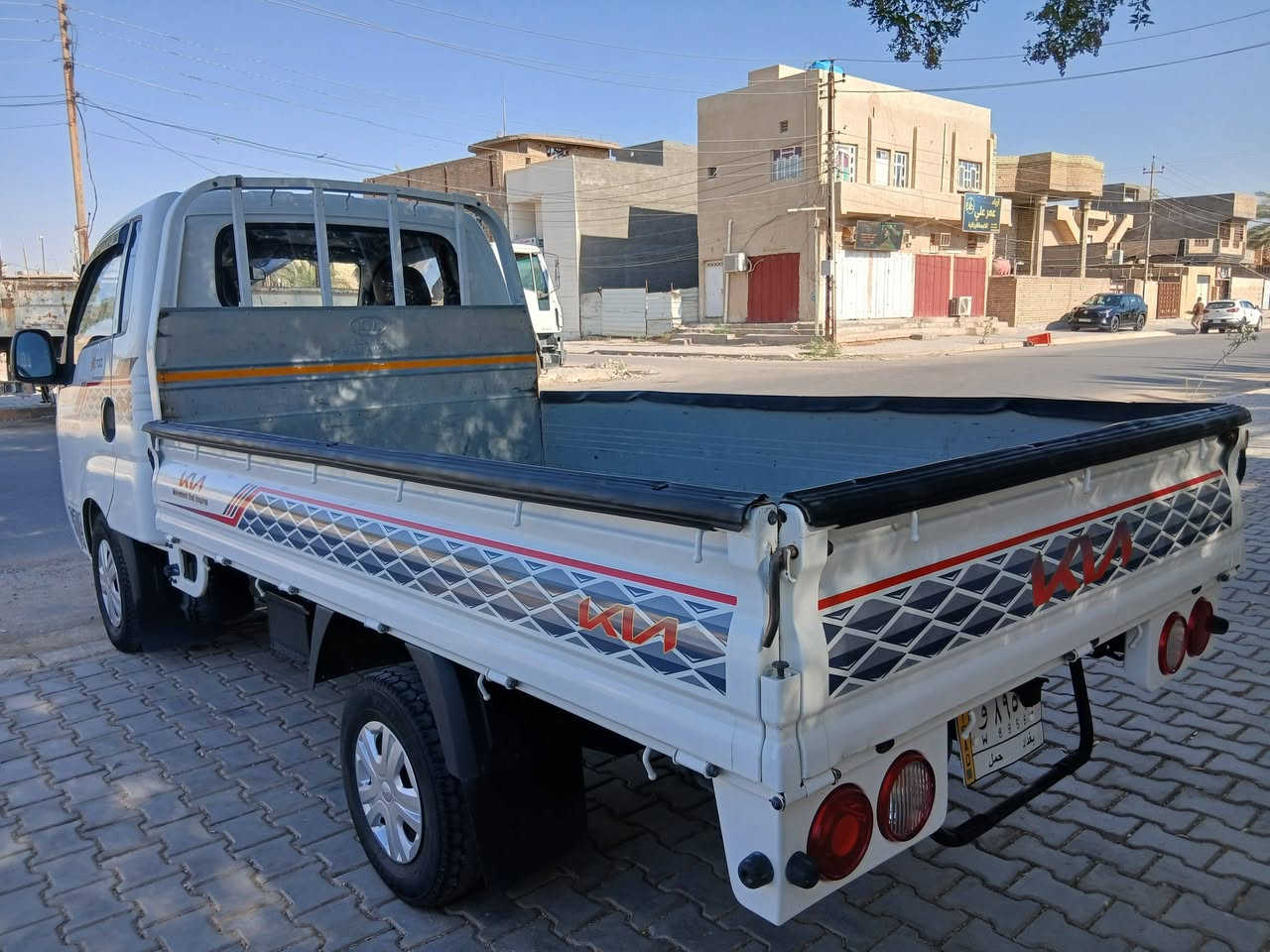 سلام عليكم للبيع كيه عموشه موديل ٢٠٢٢ رقم بغداد شكل ٢٣ مكفوله كفاله عامه من الضربه والصبغ كير محرك اكسل تخم تاير تبريد ثلج سياره جديده جاهزه من كلشي العنوان بغداد الطارميه الشراي يتصل الهاتف *********** // ***********
