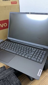 لينوفو V15 G4 • i5 13420H • ٨جيجا/٥١٢اس اس دي