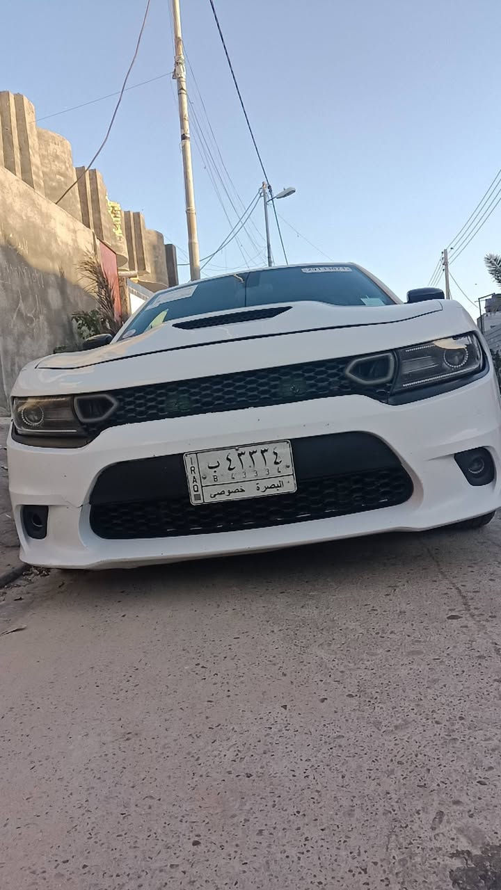 السلام عليكم جارجر مديل 19اصل بصره حره مداور ثاني يوم تبديل بنيد وجاملقات اماميه 2 بدون دواخل  ماشيه 145 مواصفات جلد شاشه جبيره بصمه تشغيل 🔛 عن بعد  ماكان سياره البصره قضاء الدير السعر 210 قفل رقم ***********
