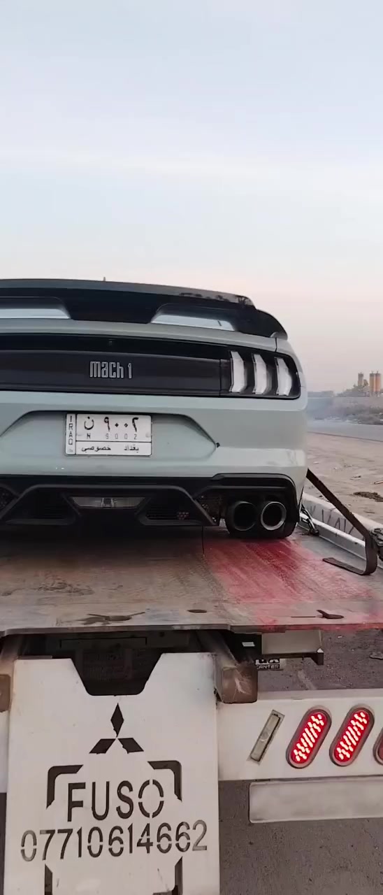 كرين سطحي لنقل كافه انواع السيارات داخل و خارج بغداد على مدار ٢٤ ساعة ***********
***********
***********
