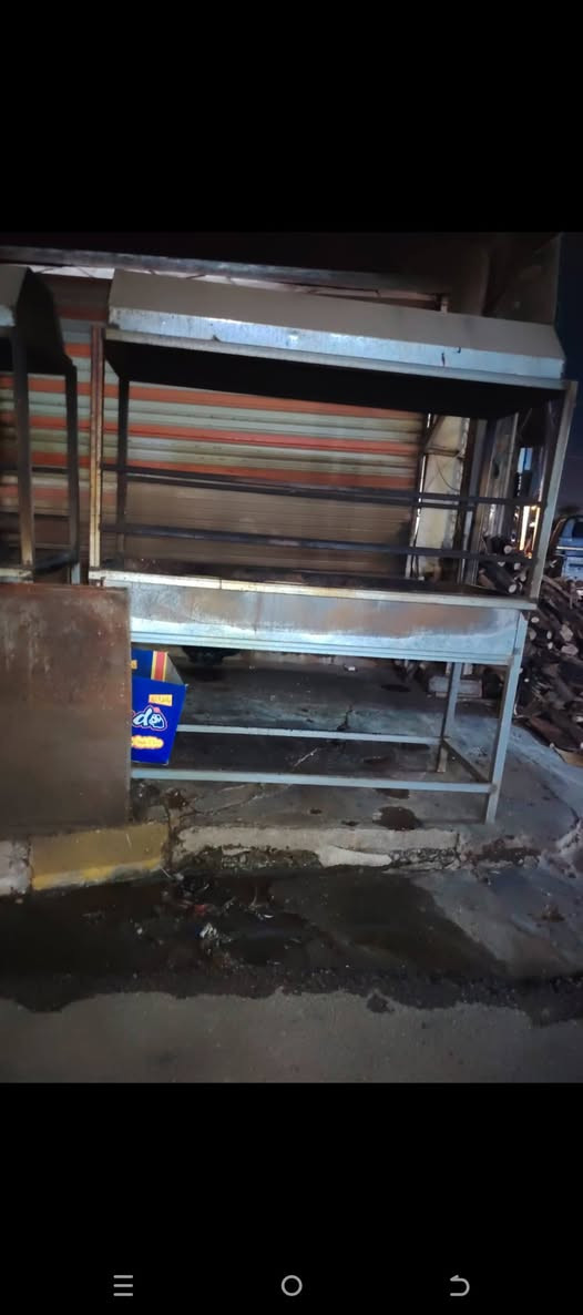 حداد متنقل كافة الحدادة للتواصل *********** حتلو عدك سرقي  هم اجيك لا تستحي احشي شحجي   شحجييييي ههههه عنوان نجف   والكوفة وجميع الانحاء
