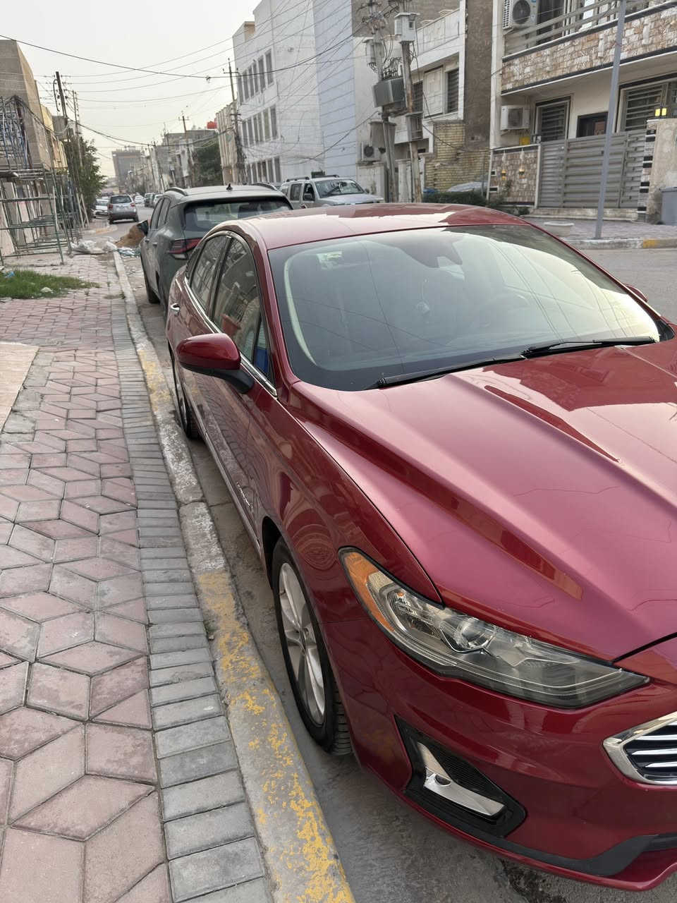 السلام عليكم اخوان
فورد فيوجن 
موديل 2019 
محرك 2000 هايبرد 

وارد امريكي حادثها ( چاملغ خلفي ) جهت السايق 
وبيها ضربة بجاملغ الامامي خفيفة ايضاً بجهت السايق  ( وبيها صبغ الدجات والدعامية الامامية للجمالية فقط ) 

السيارة SE فول عدا الفتحة 
 بصمة السيارة
سعرها 
140 وبيها مجال

وهذا رقمي  ***********
