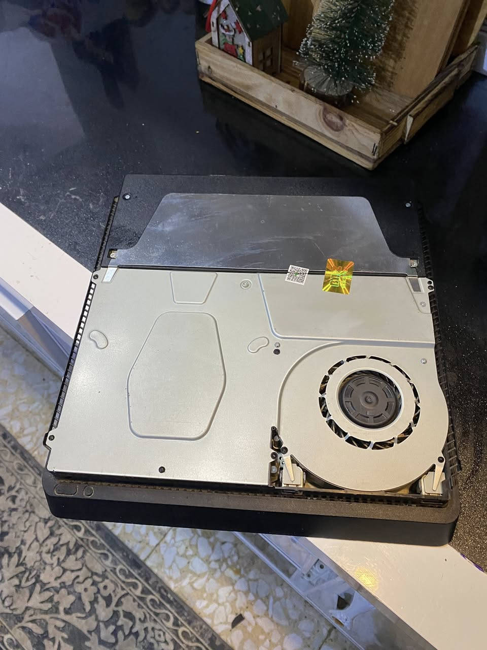 للبيع ابلي فور  500GB
كامل ملحقاته 

مع أربع لعبات 

1- ادرايفر 

2-FIFA19

3-takes two

4-Strayالبزونه 

مع جوستك عدد 2 

السعر 300

للاستفسار تواصل على الواتساب 

***********
