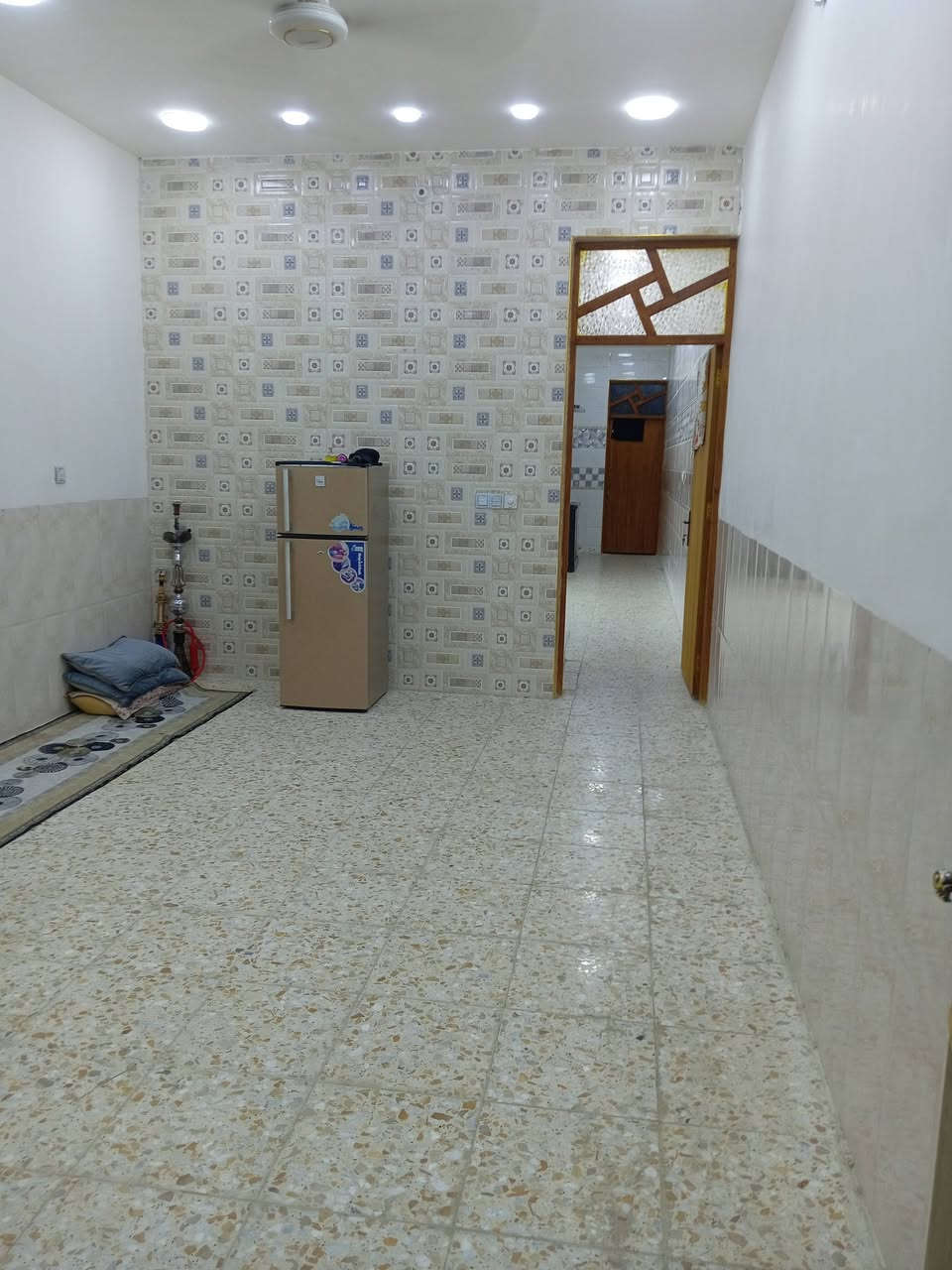 السلام عليكم بيت للبيع 100 متر واجه 4 نزال 25 بناء جديد كامل خضراء الدسيم سعر 45 بي مجال لاستفسار ع رقم *********** ملاحضه يرهم مراوس حسب ،،،،،لاتفاق
