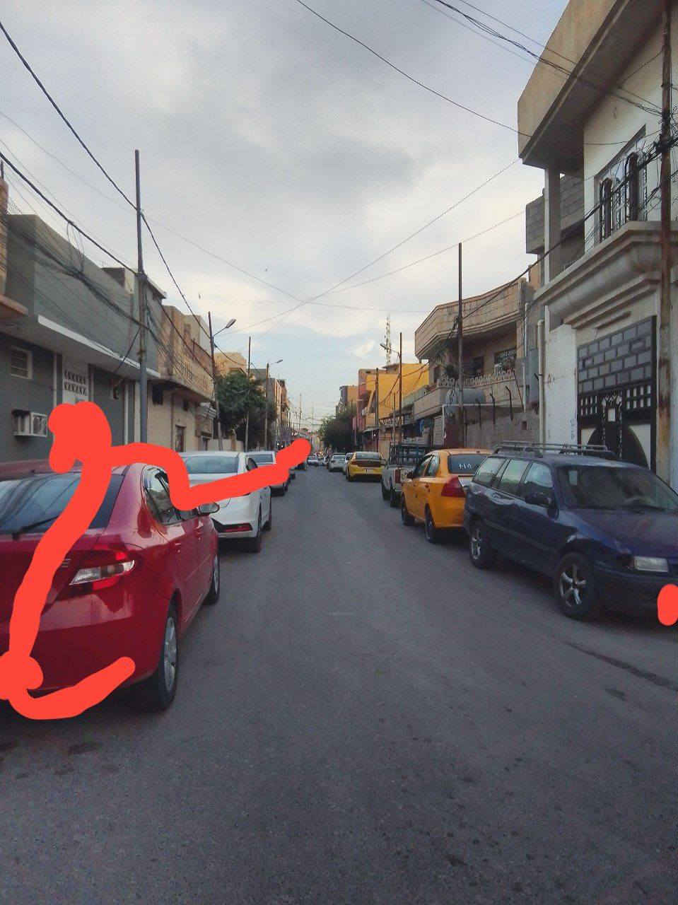 🔥 بيت للإيجار
في أفضل مناطق الجانب الأيسر – الدركزلية 🔥

فرصة ممتازة للعوائل الباحثة عن موقع مرتب وخدمات متكاملة ✨

📍 الموقع:مدينة الموصل – الجانب الأيسر – منطقة الدركزلية مقابل سوق مباشرة، وقريب جدًا من مدرسة محمد الدرة الابتدائية

🏡 مواصفات البيت:
✔ بيت ركن
✔ 4 غرف واسعة
✔ الطابق الأول: غرفتين + مطبخ
✔ الطابق الثاني: غرفتين
✔ صحيات كاملة بالطابق الأول والثاني
✔ عدد الأسطح 3
✔ البيت بوسط الفرع
✔ منطقة فول خدمات وقريبة من كل الاحتياجات اليومية

💰 الإيجار:فقط 475,000 ألف دينار ، ويوجد مجال بالسعر للجادين 👍
رايد عائلة تريح القلب 

📞 للتواصل والاستفسار: مع دلال أبو فهد
     📱 واتساب: *********** 
      📩 أو عبر الماسنجر

🌷 نتشرف بخدمتكم دائمًا 🌷
