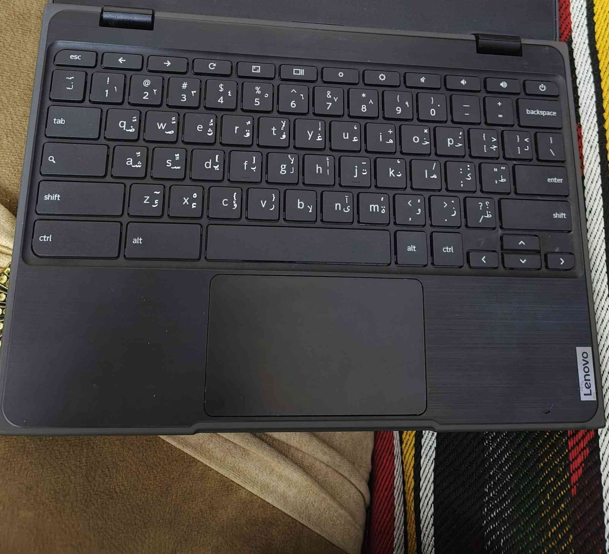 للبيع لابتوب (كروم) نظام  اندرويد / بسعر 100 الف فقط
مع شاحن تايب سي اصلي . المكان قرب مستشفى الدولعي


**إذا كنت صاحب هذا الإعلان وتريد حذفه لأي سبب، رجاءا أرسل رسالة إلى الدعم الفني**