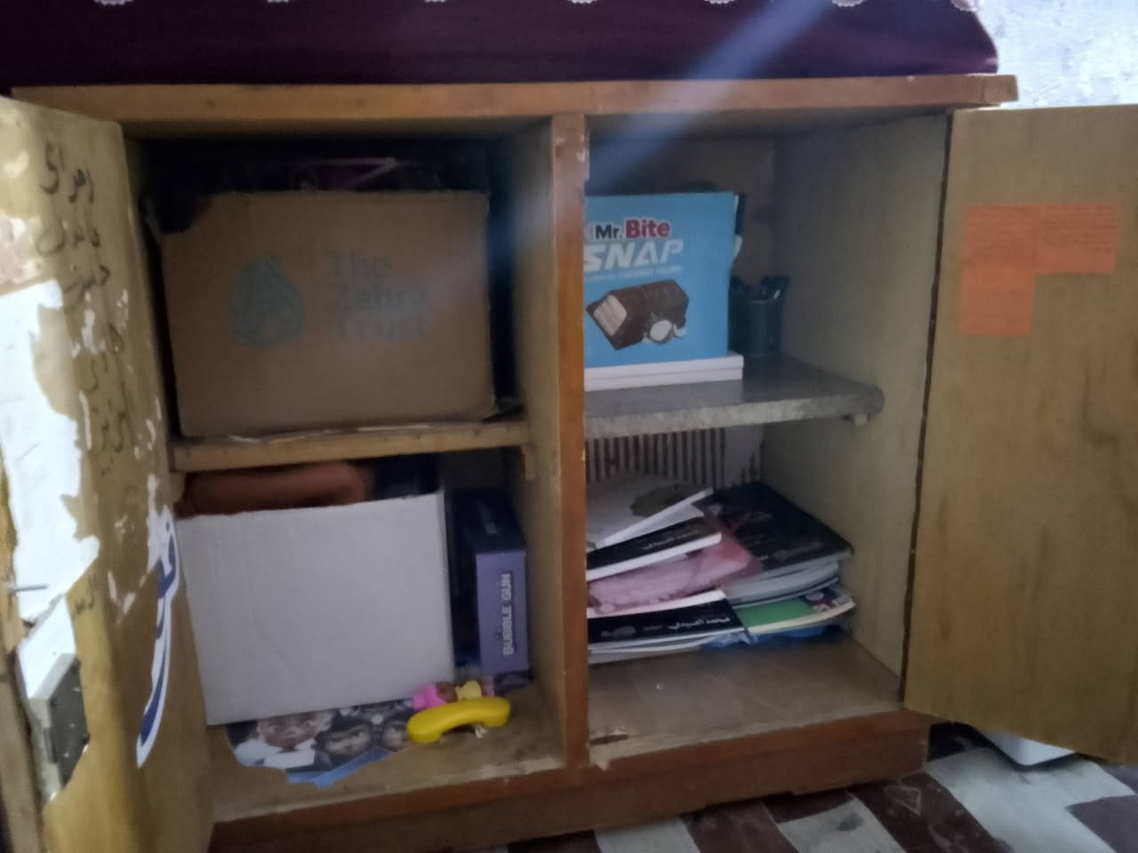 بوفيه بابين نضيفه السعر ٤٠ وبيها مجال للشراي


**إذا كنت صاحب هذا الإعلان وتريد حذفه لأي سبب، رجاءا أرسل رسالة إلى الدعم الفني**