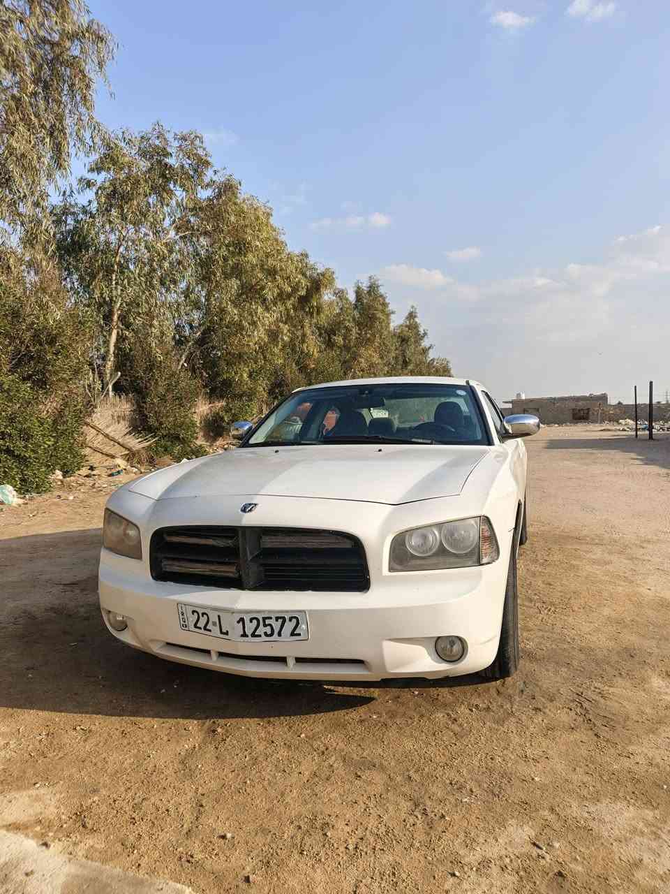 السلام عليكم للبيع جارجر موديل 2008 سياره جديده مابيه نقص برغي  باتري جديد حداديه مكينه 3500 أصل وكير واكسن كفاله رقم أربيل سنويه ل2030 كفاله من حادث وتبديل بيه صبغ حزام جماليه بدون معجون  قماره وتكم وبنيد وجنطه مكفولات من الصبغ السعر 95 وبيه مجال زوج تايرات قبل سبوع شديته
مكاني النجف ***********
‏‪***********‬‏
