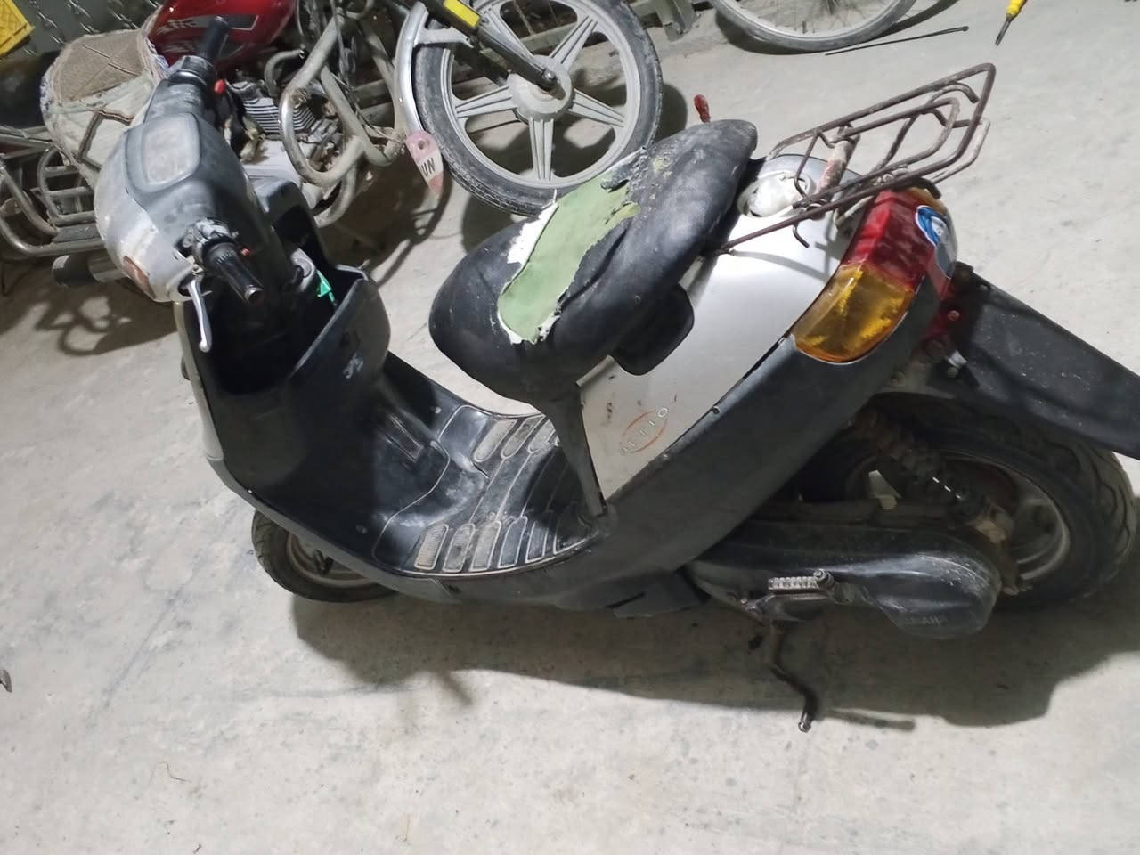 سلام عليكم للبيع بطه 2003 كلشي شغال ما بيه اي نقص سلف هندر وكهربائيات كله شغال المكان كربلاء شارع السيدة زينب عامود 88 السعر 👈200👉وبيه مجال للطلب ولأستفسار يرجى الاتصال على رقم 👈***********👉
