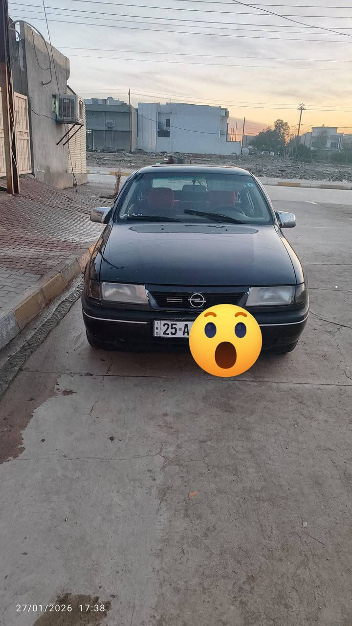 السلام عليكم
اوبل فيكترا موديل 1991
كير مكينا بلشرط 
صدر امامي خلفي جديد 
لا ضربا ولا خياس 
كل ابلاد 
تواير 4 جديد 
تدفئه كامل جامات 4 اوتوماتيك 
سنويه لل 28
دفتر بانزين 
تحويل فقط 
صاحب السيارة 
***********
السعر 38 بيها مجال بسيط
و السلام
